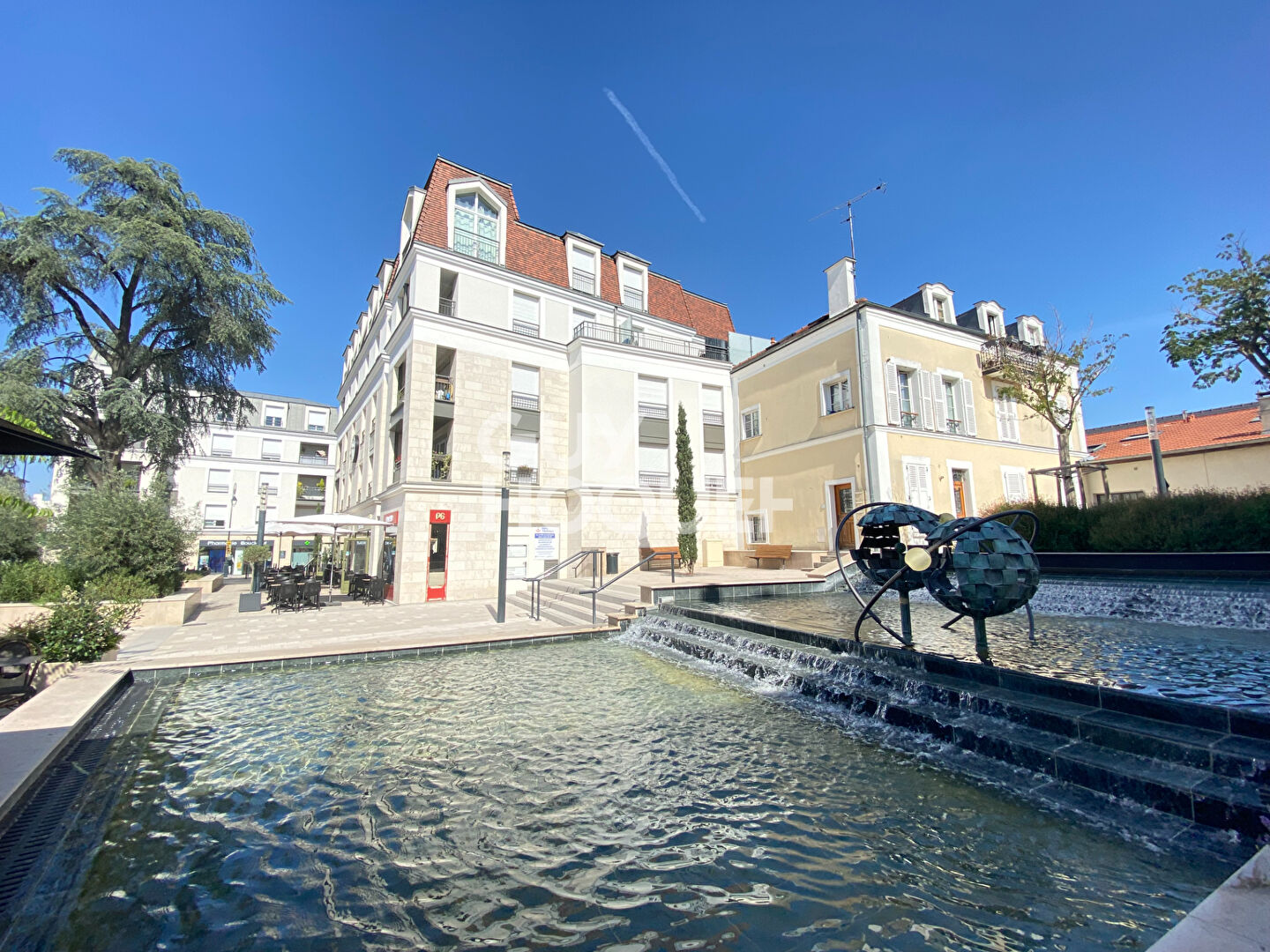 3 pièces Place de la Cavée