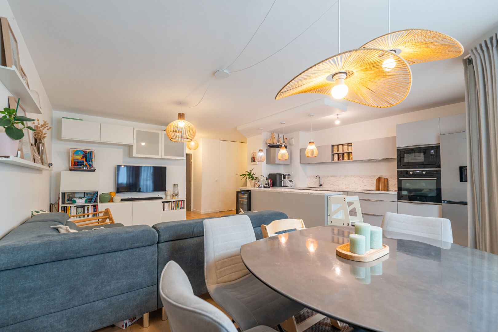 EXCLUSIVITÉ - 5 pièces à vendre en parfait état avec terrasse en centre ville