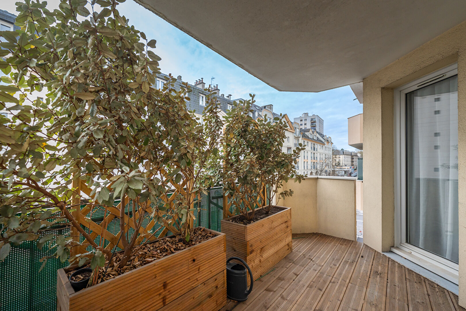 EXCLUSIVITÉ - 5 pièces à vendre en parfait état avec terrasse en centre ville