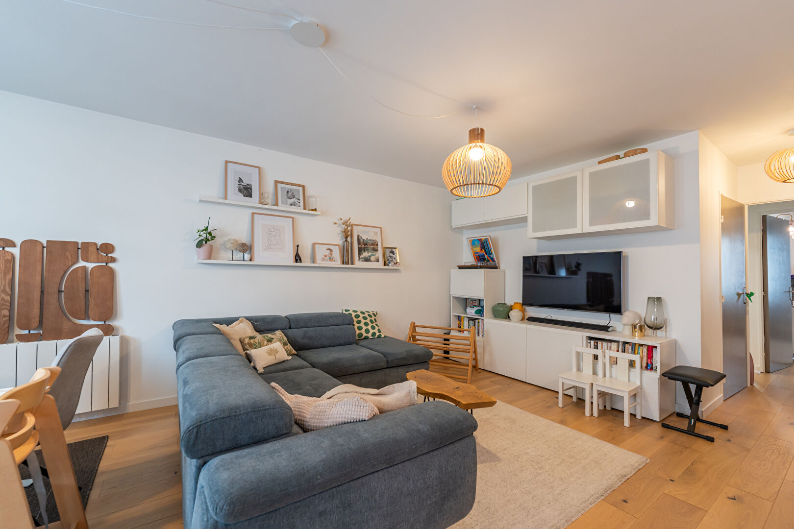 EXCLUSIVITÉ - 5 pièces à vendre en parfait état avec terrasse en centre ville