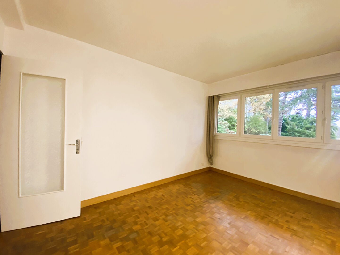 Appartement 2 pièces de la Vallée aux Loups Chatenay Malabry