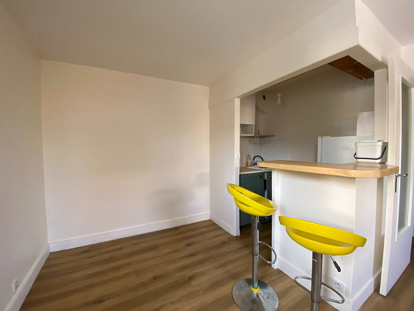 GUY HOQUET - Studio proche centre ville de Fontenay Aux Roses