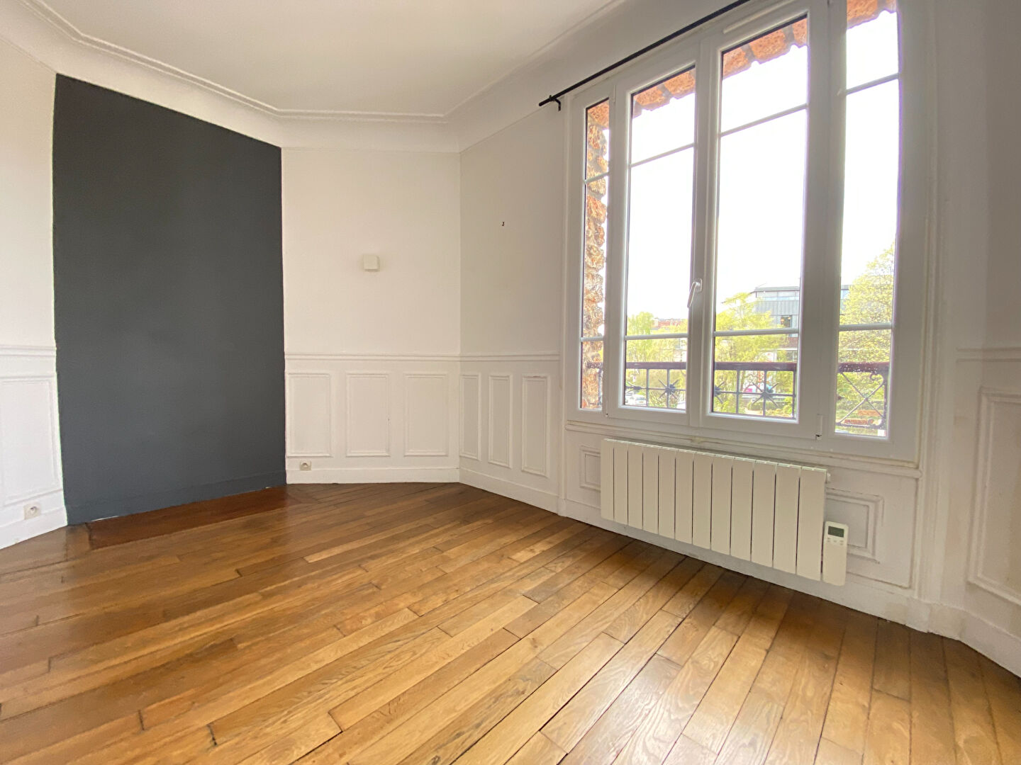 GUY HOQUET / Appartement de 2 pièces en centre ville 