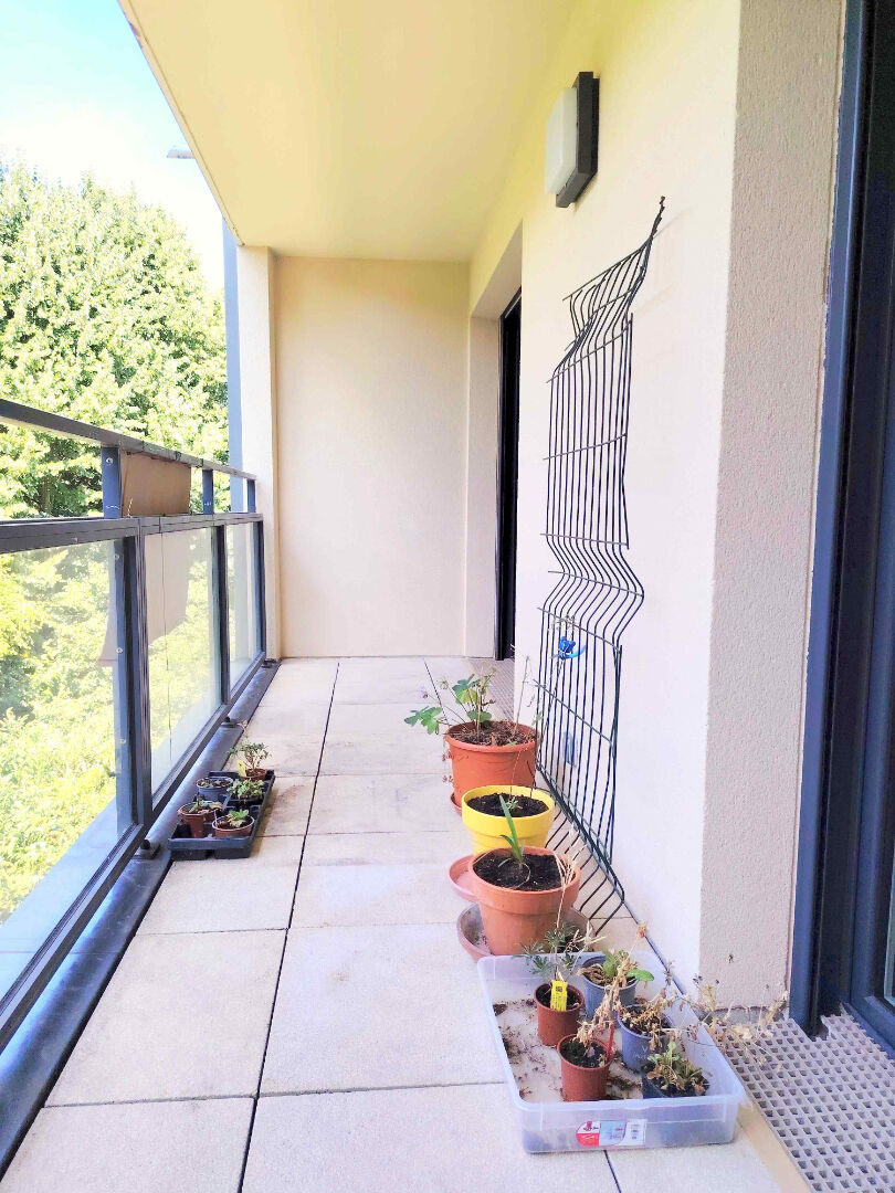 À vendre ? Appartement 2 pièces avec loggia et parking à Sceaux