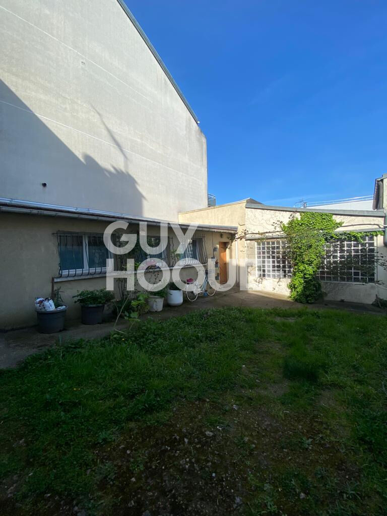Maison Montreuil 2 pièce(s) 82.72 m2
