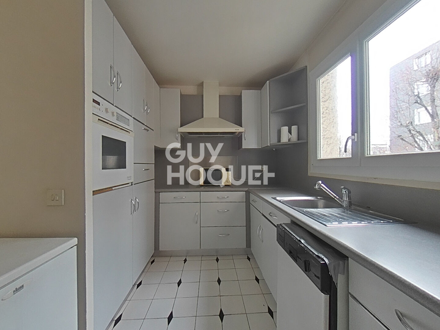 SECTEUR ARDOISES - 3 MIN DU RER A ET E - DPE C