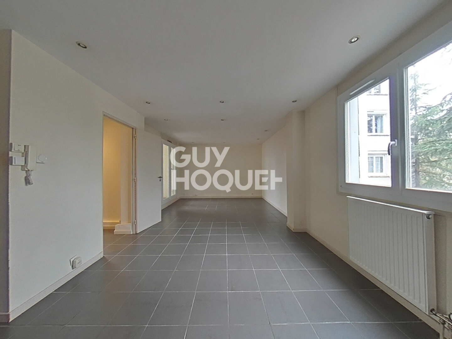 SECTEUR ARDOISES - 3 MIN DU RER A ET E - DPE C