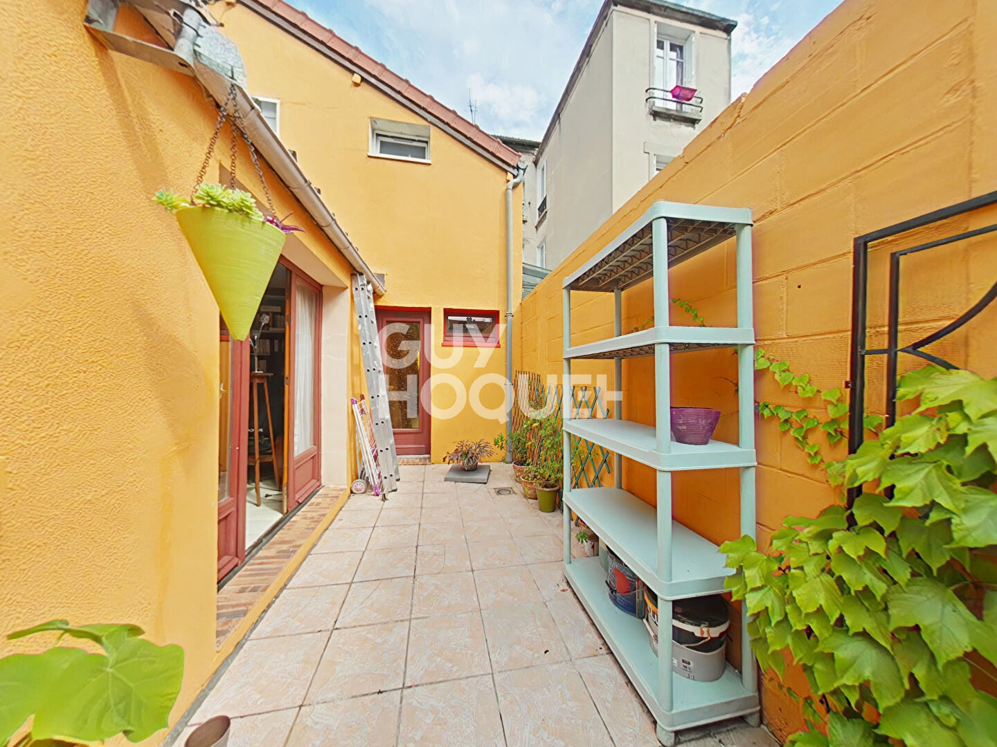 15 MIN METRO 1 - LIMITE VINCENNES