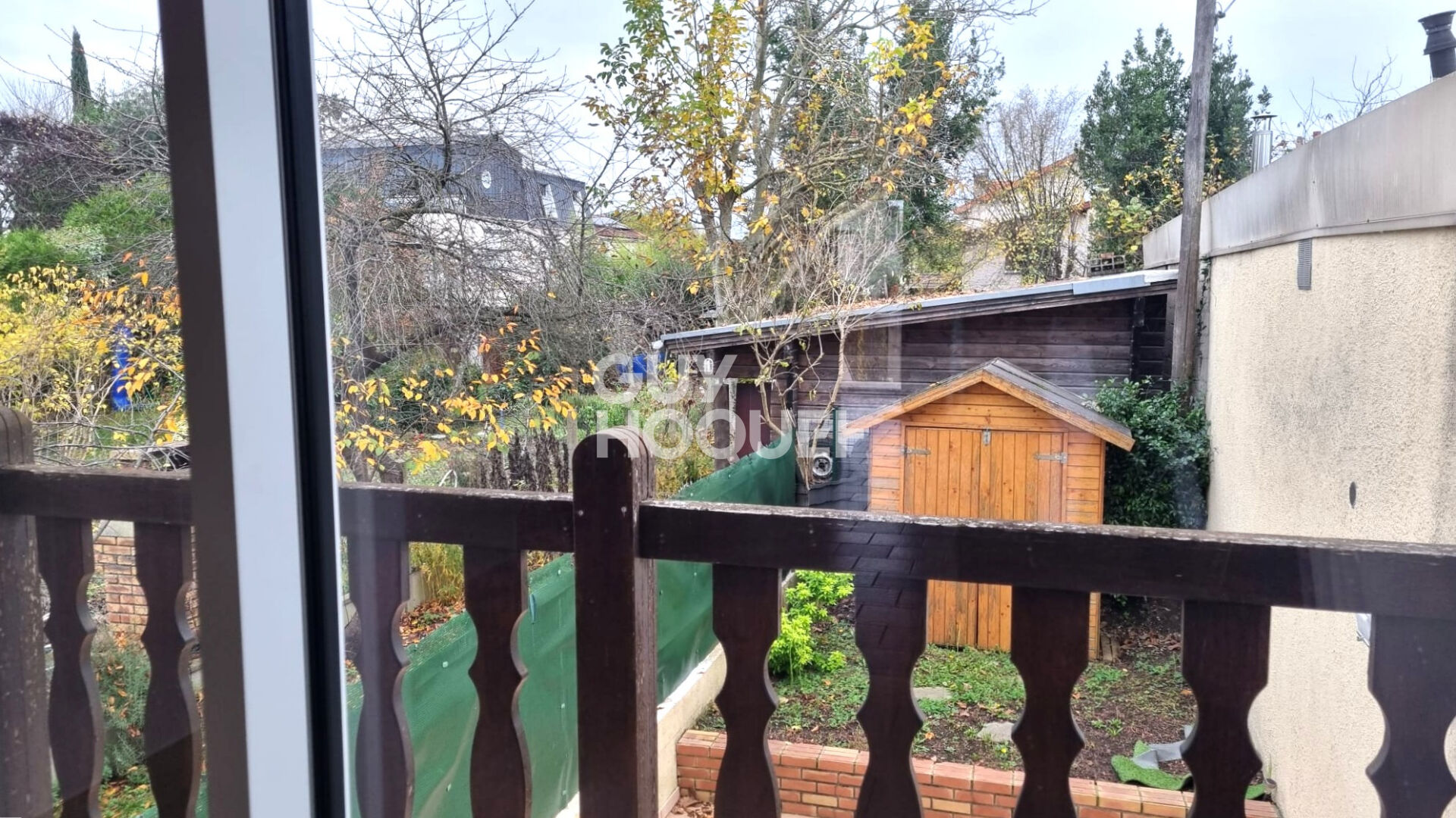 MAISON FAMILIALE AVEC JARDIN