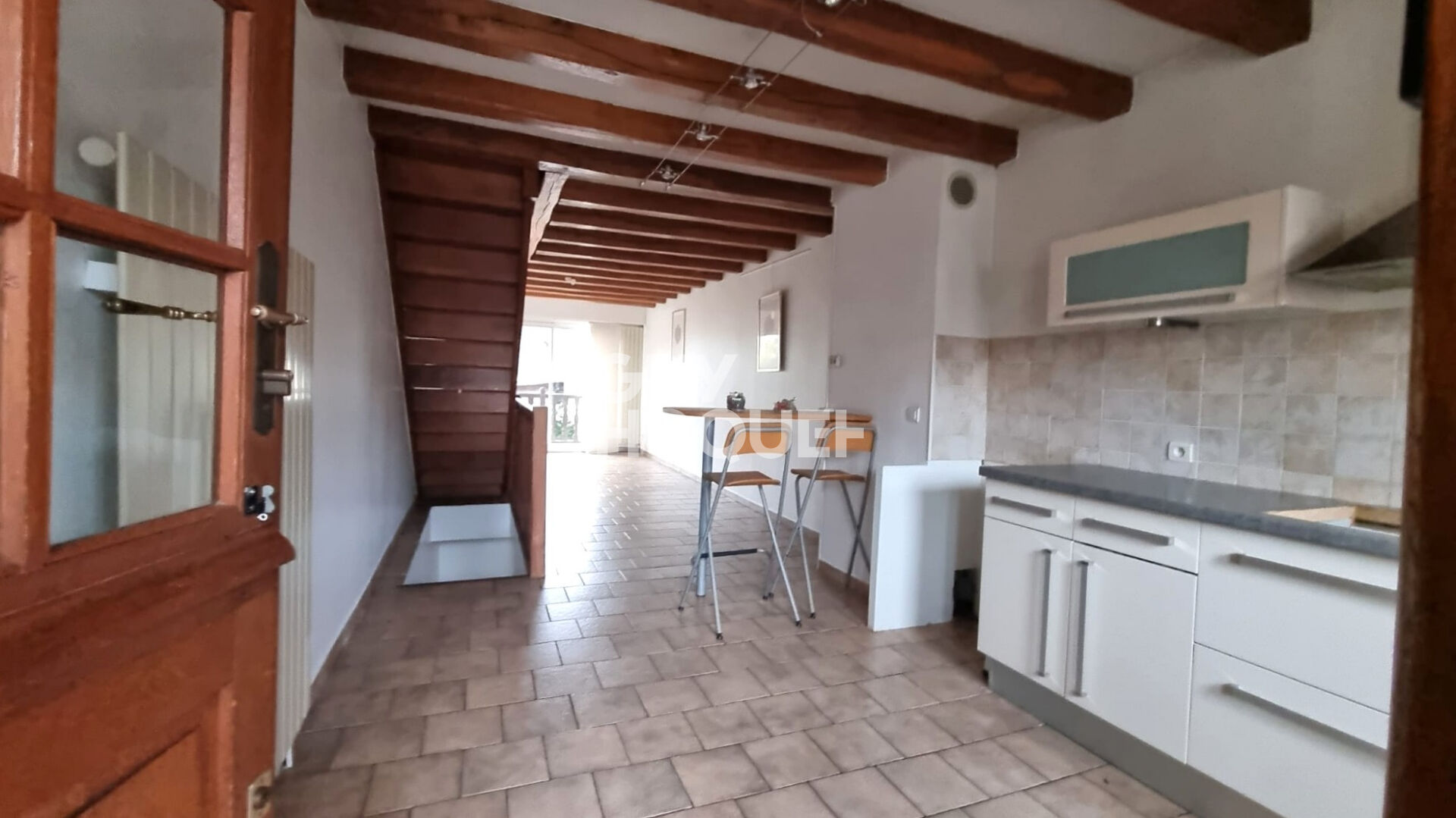 MAISON FAMILIALE AVEC JARDIN