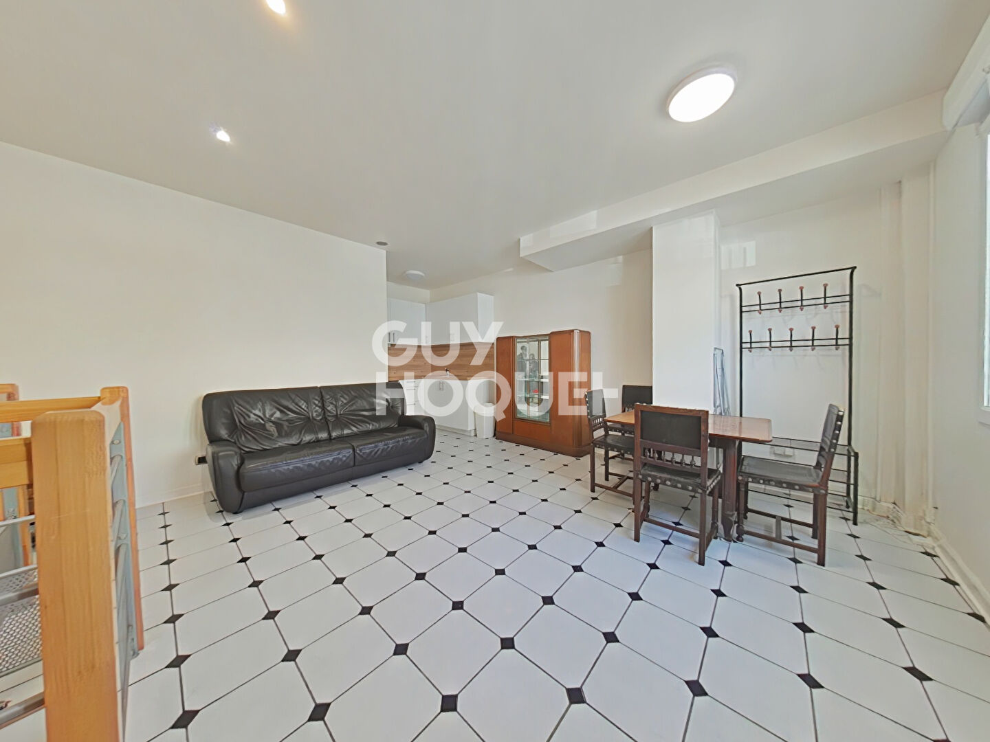 LOCATION MEUBLEE - 2P