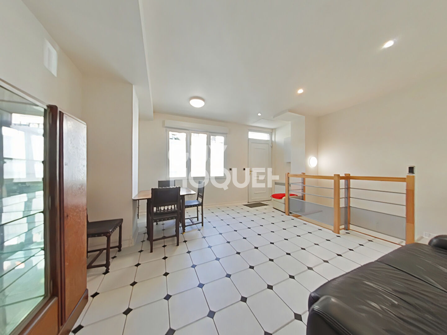 LOCATION MEUBLEE - 2P