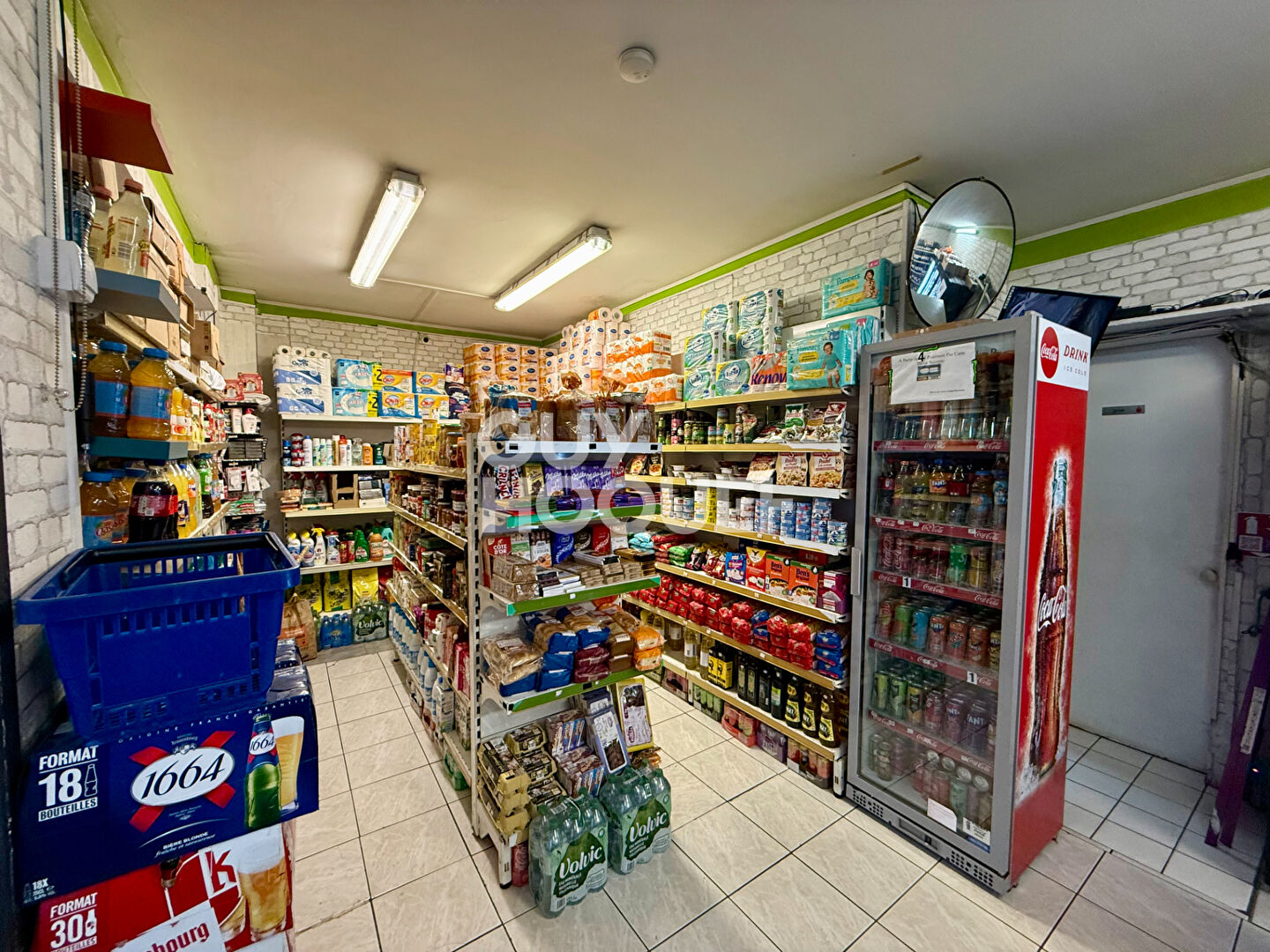 Pavillon de plus de 100 m² Vendu Loué avec Local Commercial