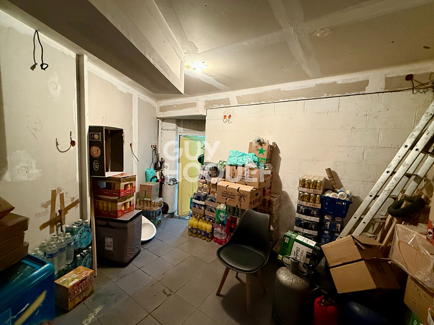 Pavillon de plus de 100 m² Vendu Loué avec Local Commercial