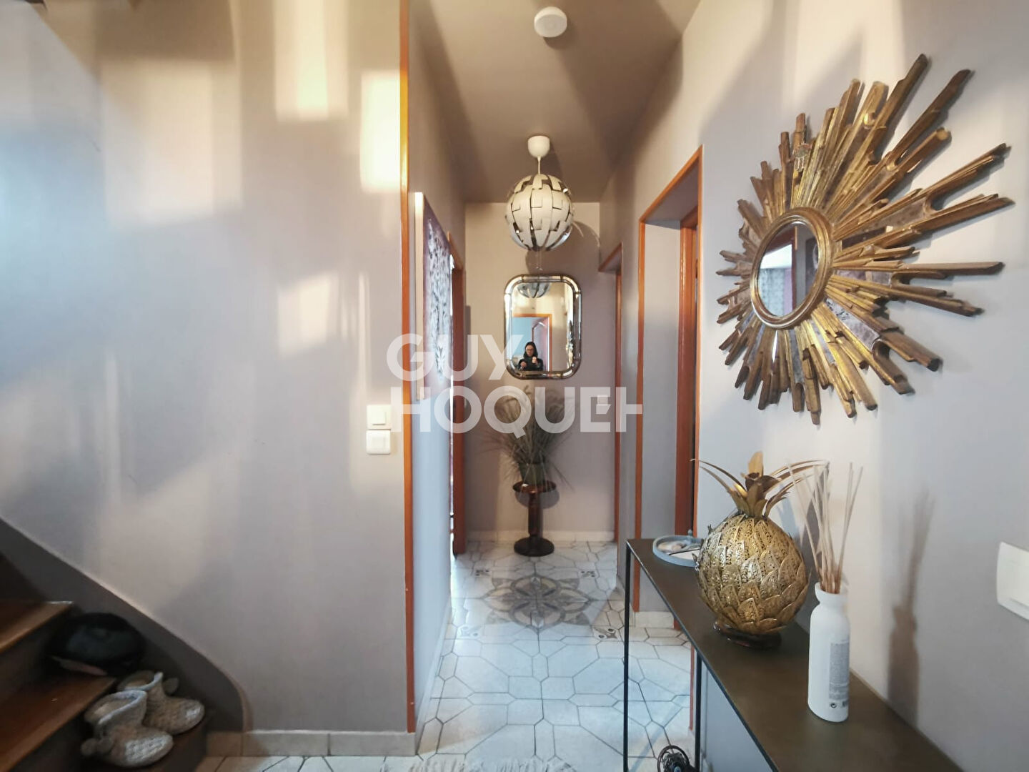 Maison familiale avec jardin et double garage - secteur calme et recherché