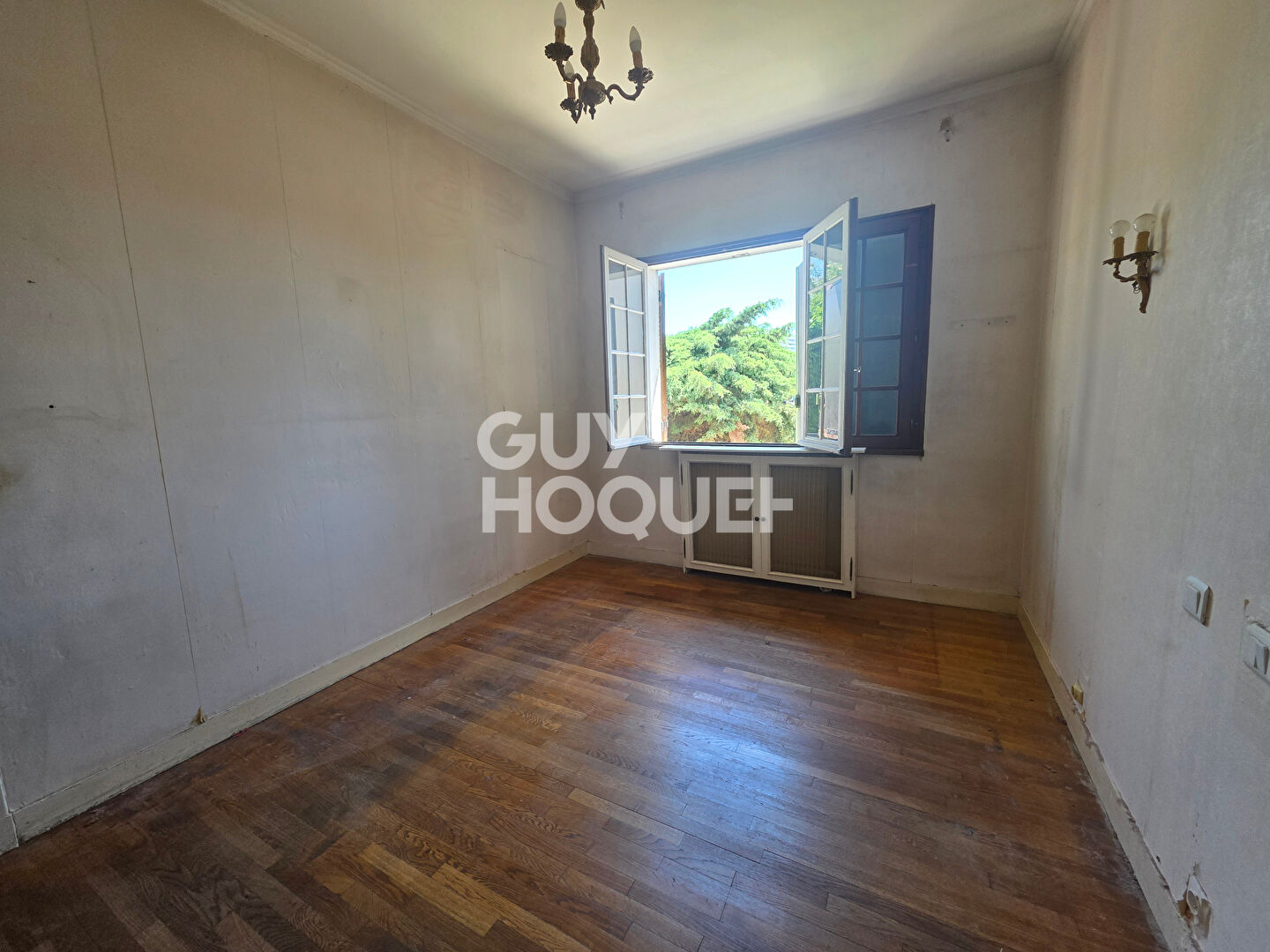 Maison 130 m² - sous-sol total - garage - grand jardin