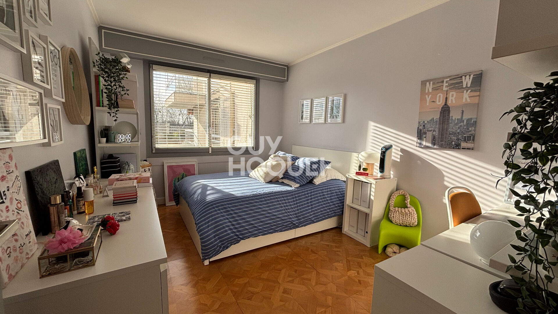 Appartement familial de 5 pièces de 121 m² avec Balcons - Parking + Cave
