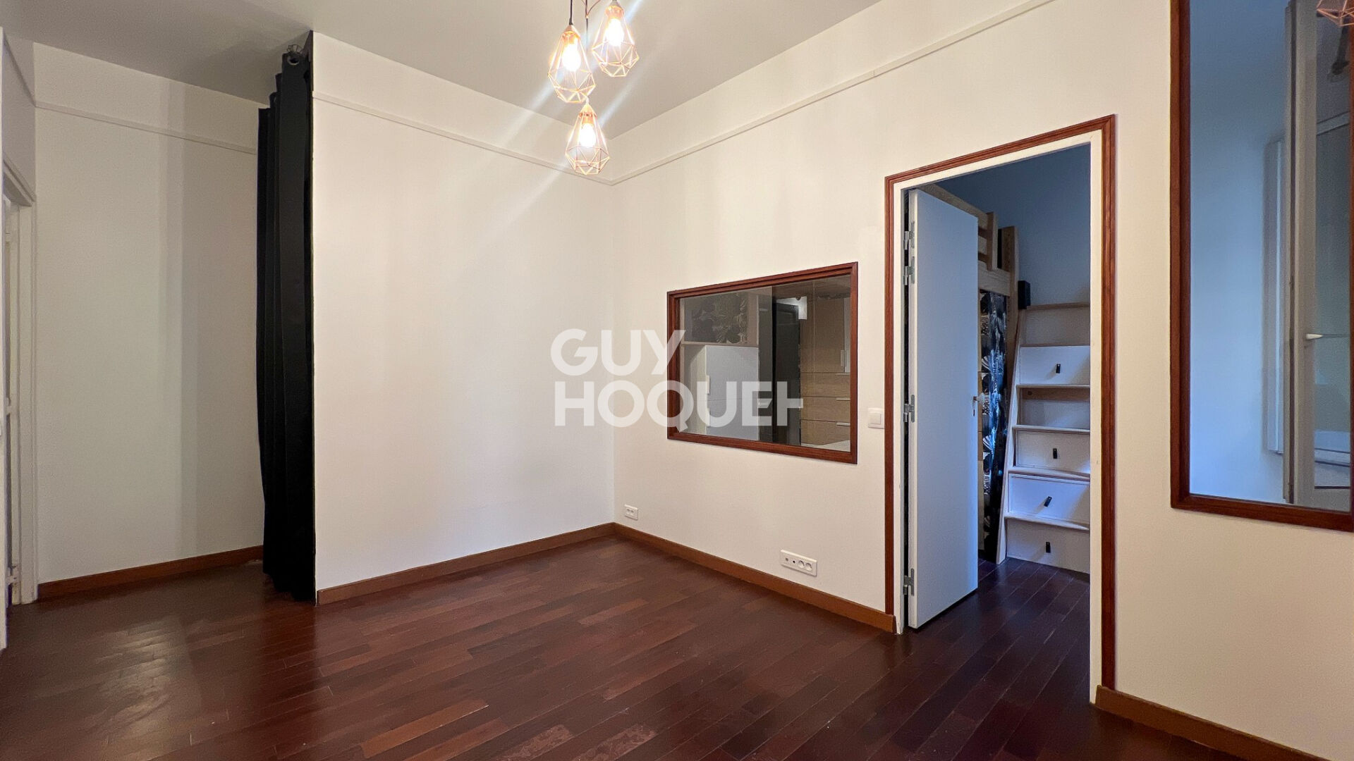 QUARTIER PASTEUR - 7 MINS A PIED RER A FONTENAY-SOUS-BOIS - SUR COUR - CALME