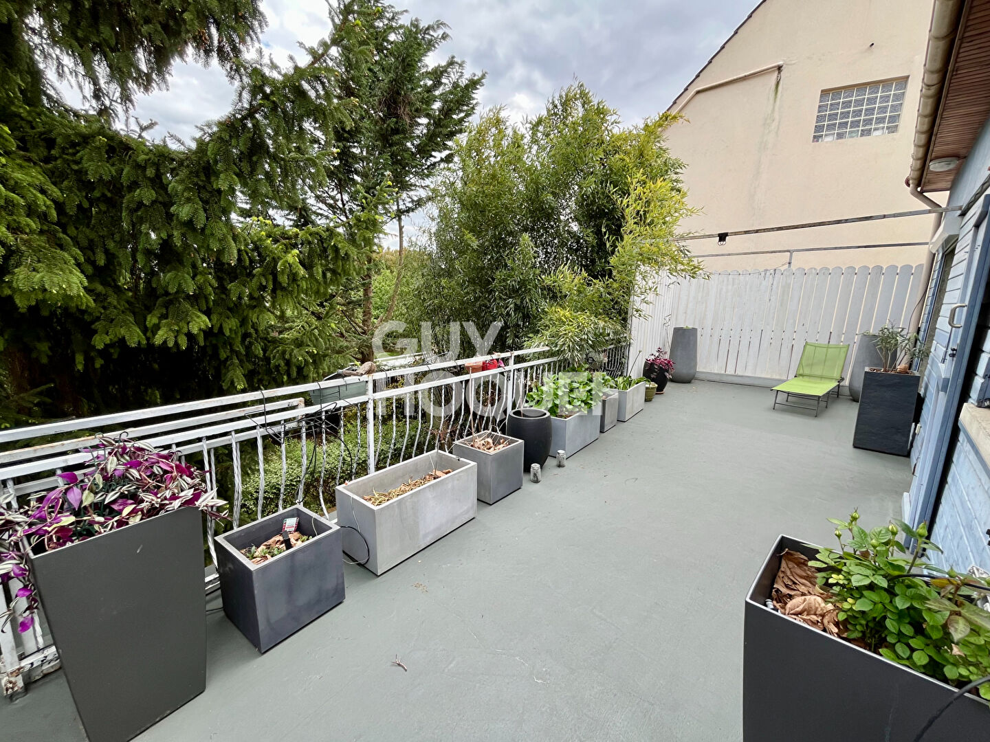 Maison familiale 5 chambres avec jardin à Fontenay-sous-Bois - Proche commerces et transports