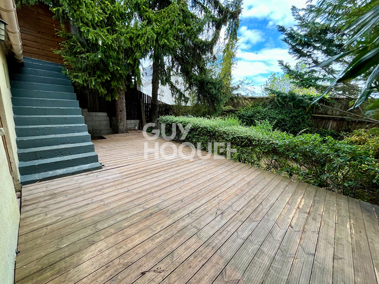 Maison familiale 5 chambres avec jardin à Fontenay-sous-Bois - Proche commerces et transports