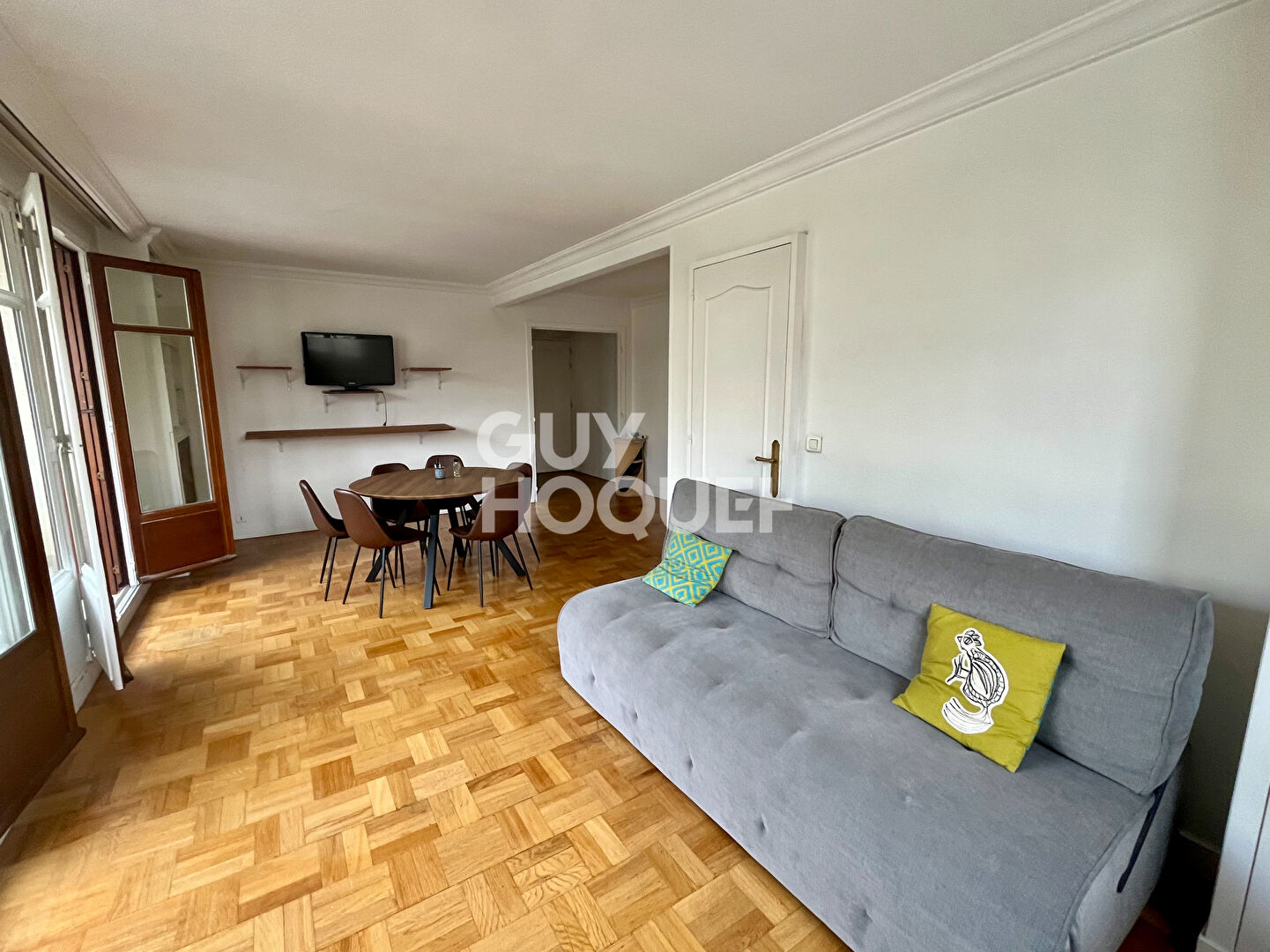 Appartement 3 pièces lumineux avec véranda, garage ? Proche RER E et centre-ville