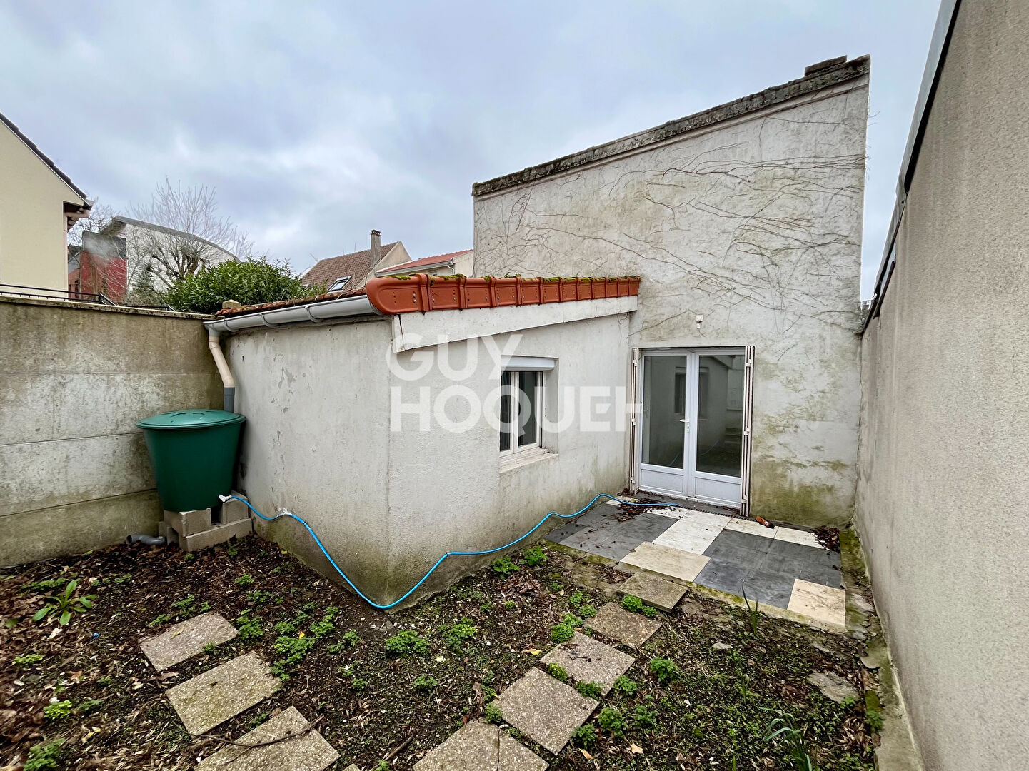 RUE PAVILLONNAIRE AU CALME