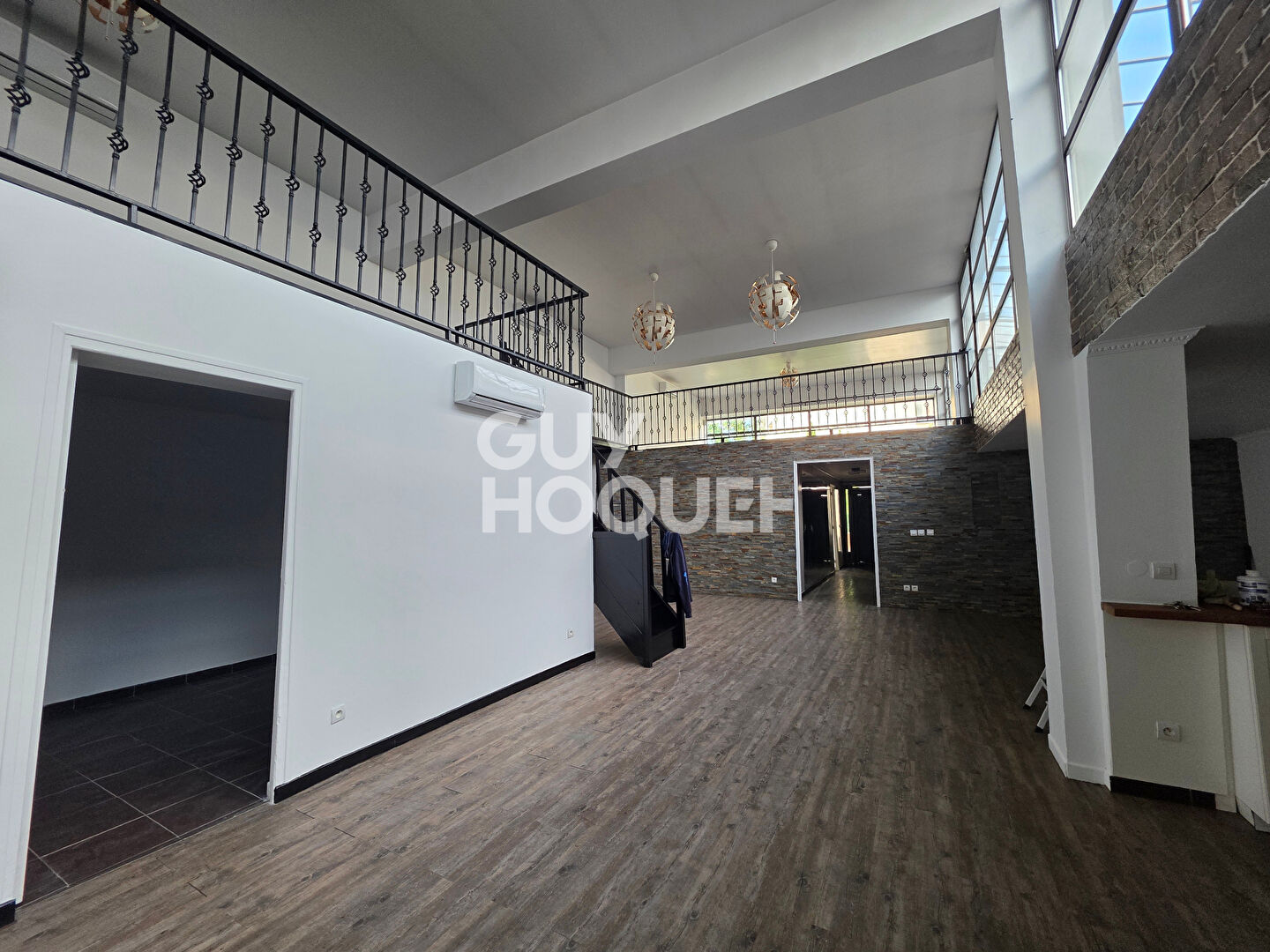 LOFT COUP DE COEUR - DPE D - JARDIN - GARAGE