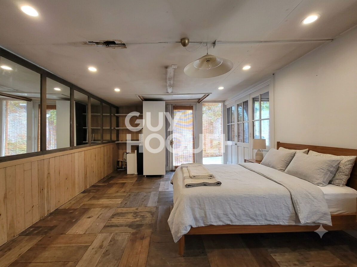 Maison de 100 m² avec beaux volumes et fort potentiel d'aménagement