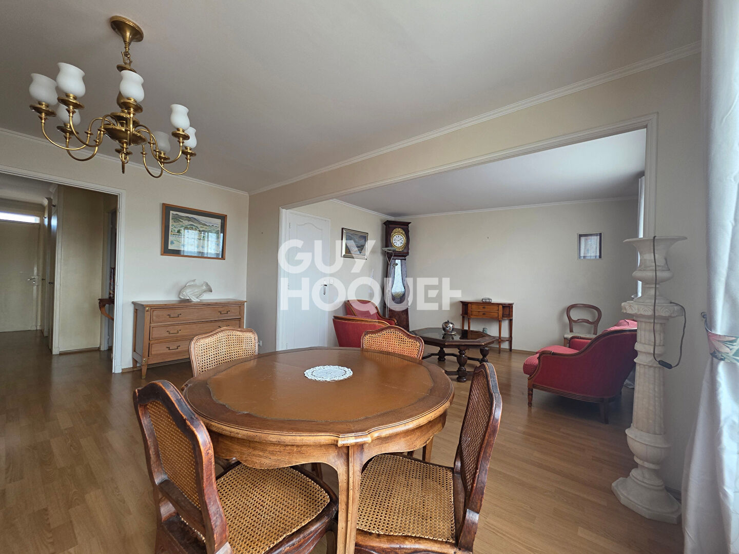 Limite Vincennes ! 86 m² avec vue Tour Eiffel, balcon, terrasse, parking