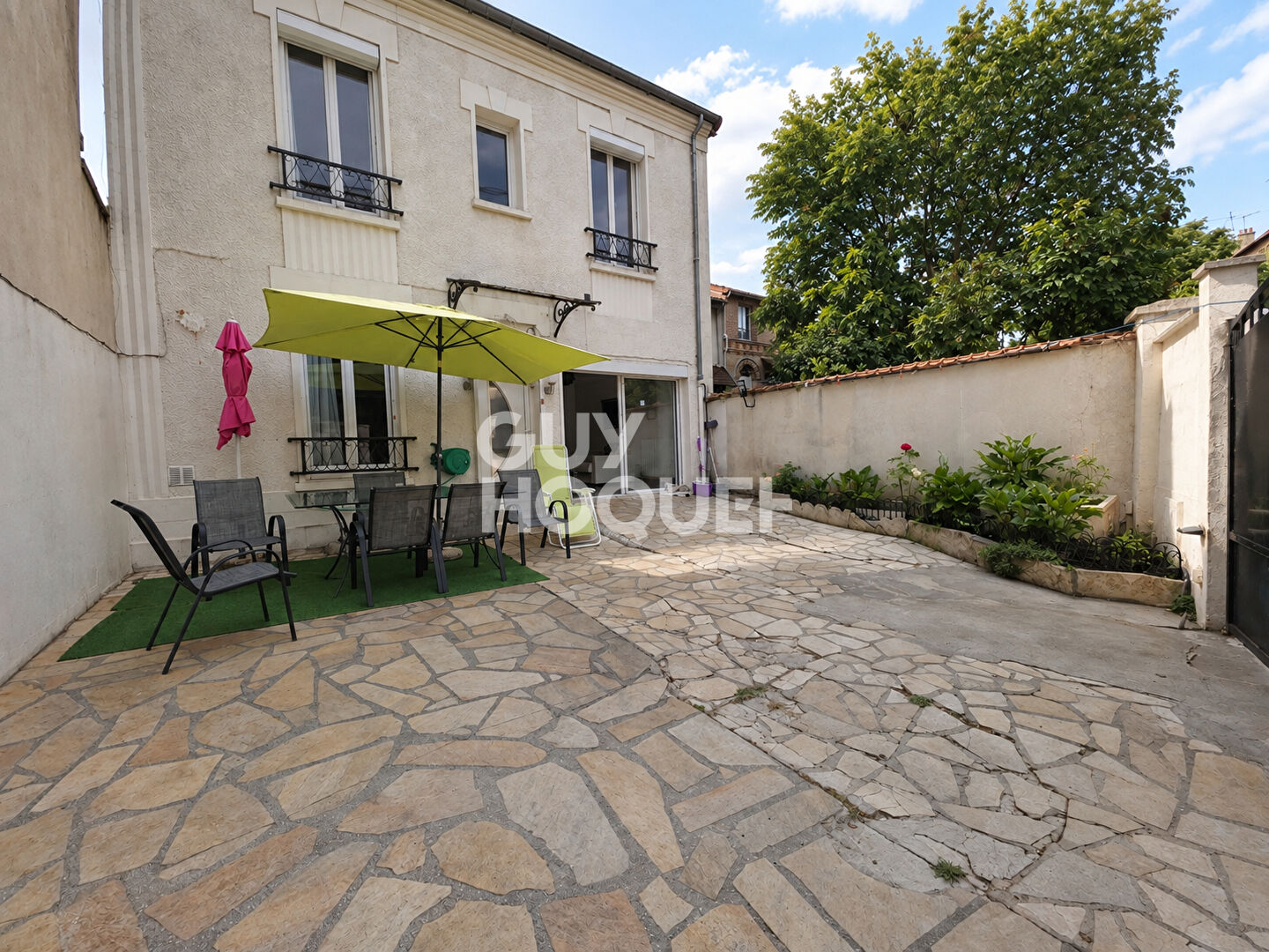 Maison familiale 6 pièces,125 m² habitables, 169 m² au sol,  Fort potentiel