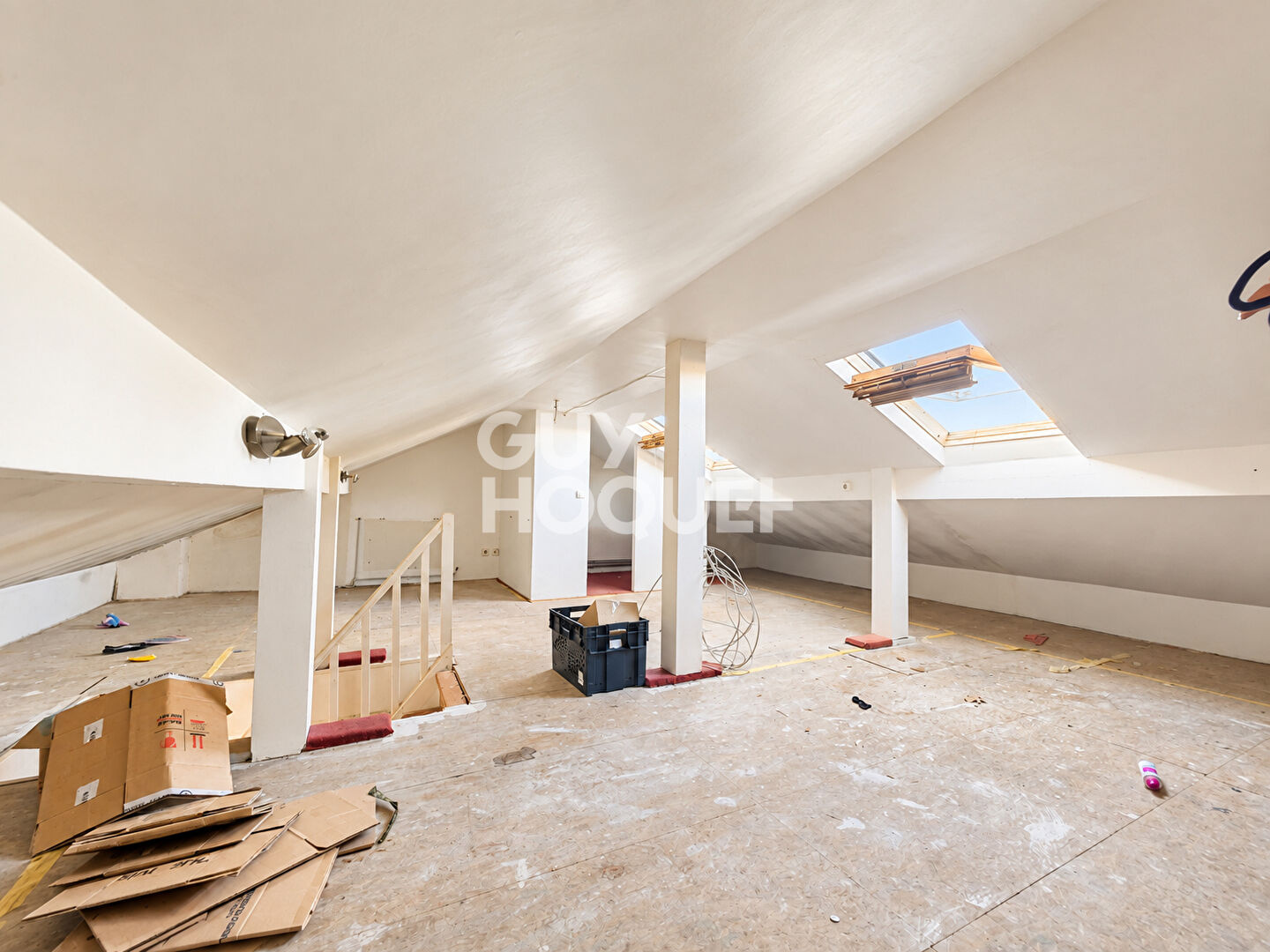 Maison familiale 6 pièces,125 m² habitables, 169 m² au sol,  Fort potentiel