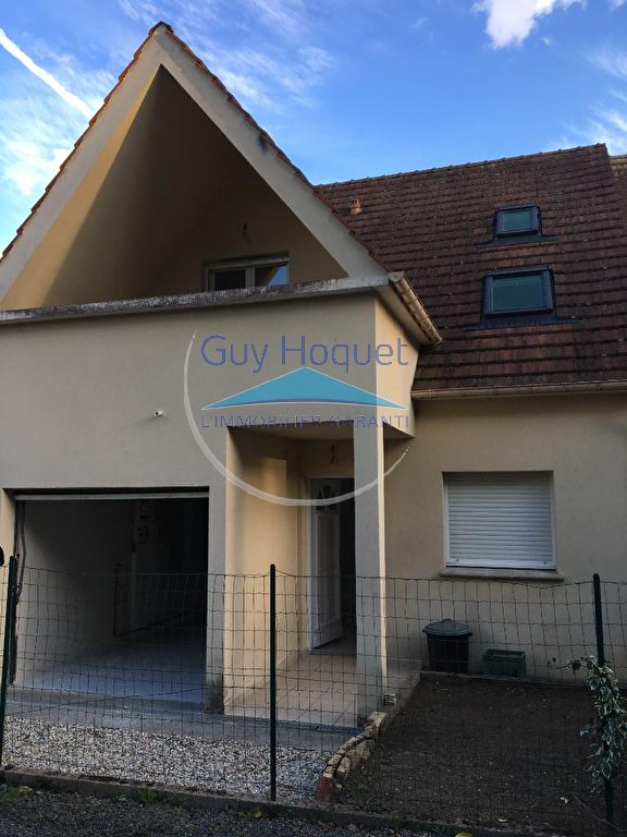 Proche RER Maison 3 chambres avec terrain privatif.