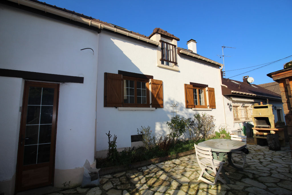 Maison 100 m² 4 pièces à Forges-Les-Bains