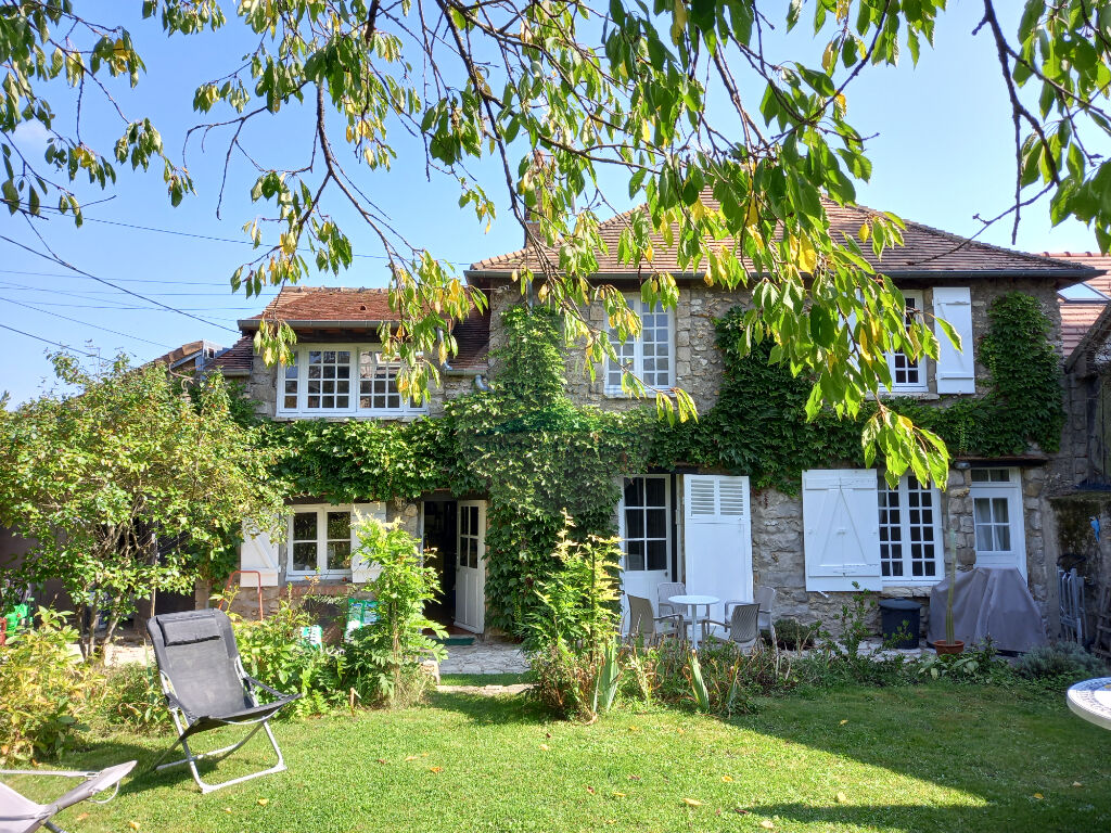 Maison de caractère 5 pièces - 97 m² env. à VAUGRIGNEUSE