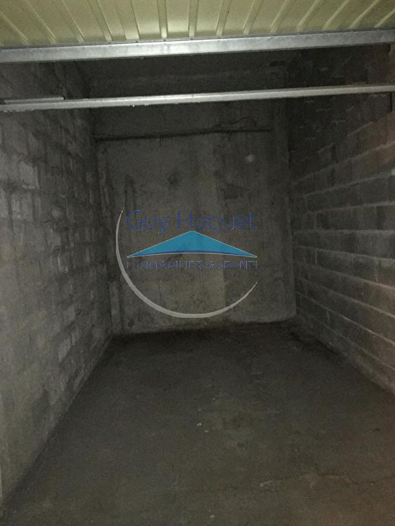 Parking / box Arpajon