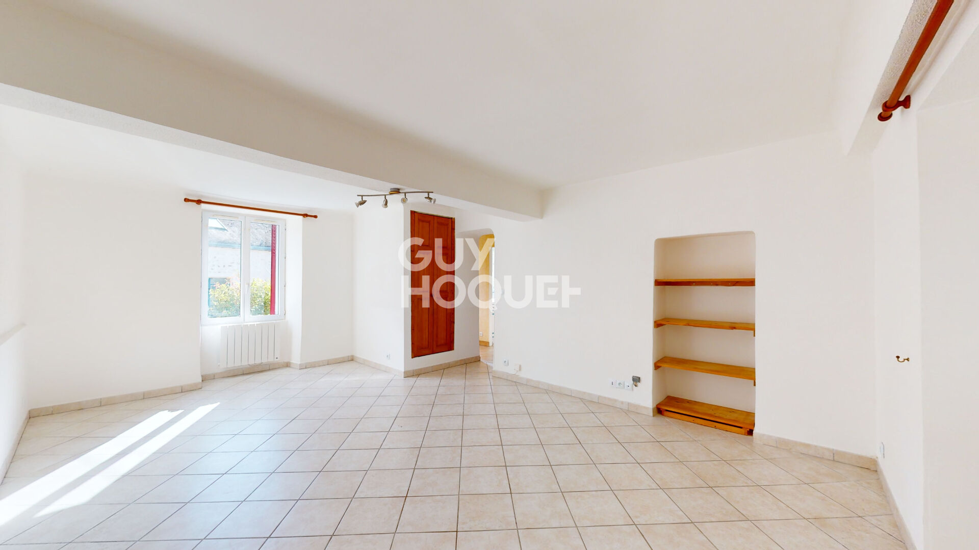 Appartement  2 pièces situé à Breux-Jouy