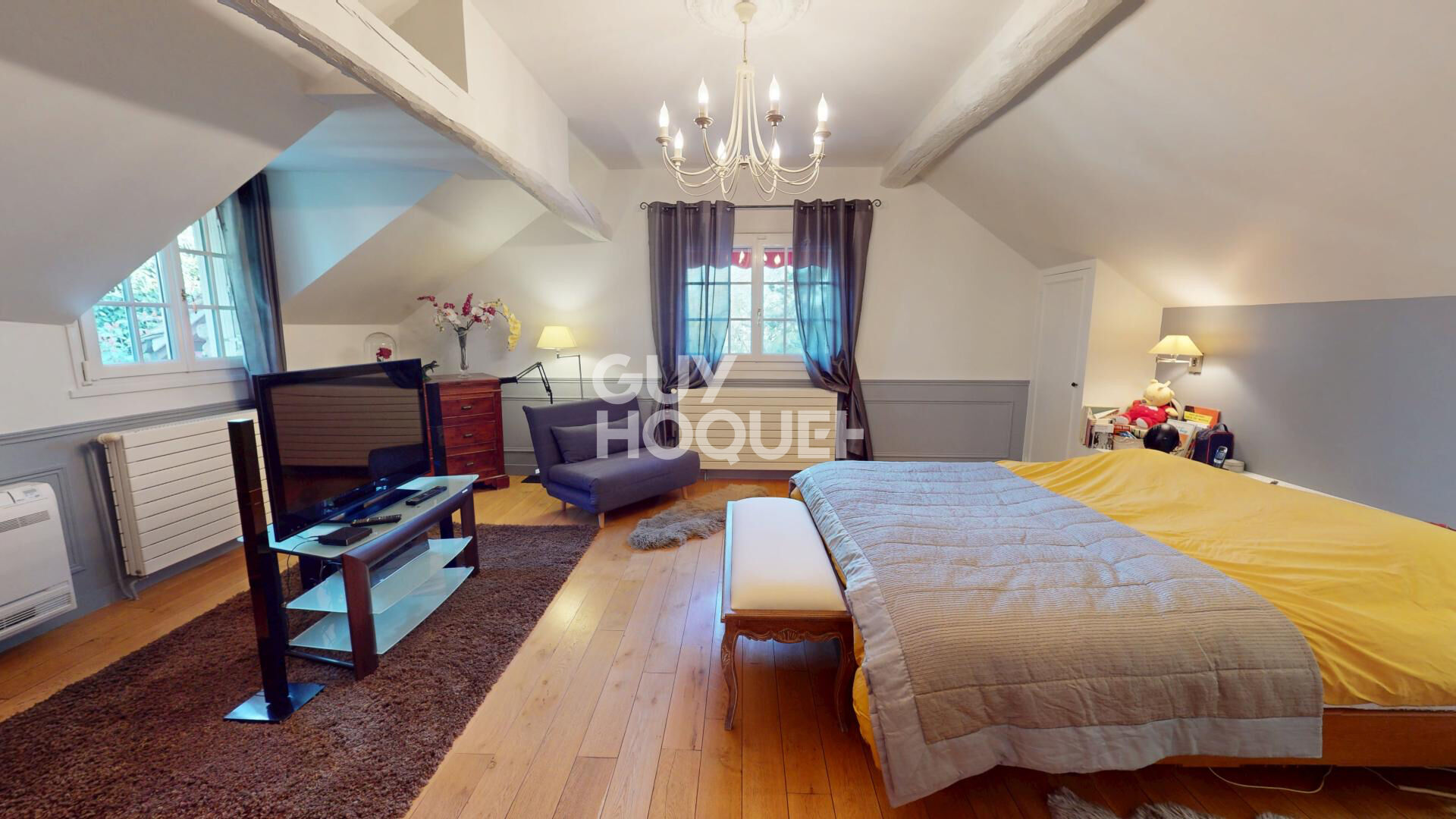 Maison Courson Monteloup 340 m2  plus dépendances