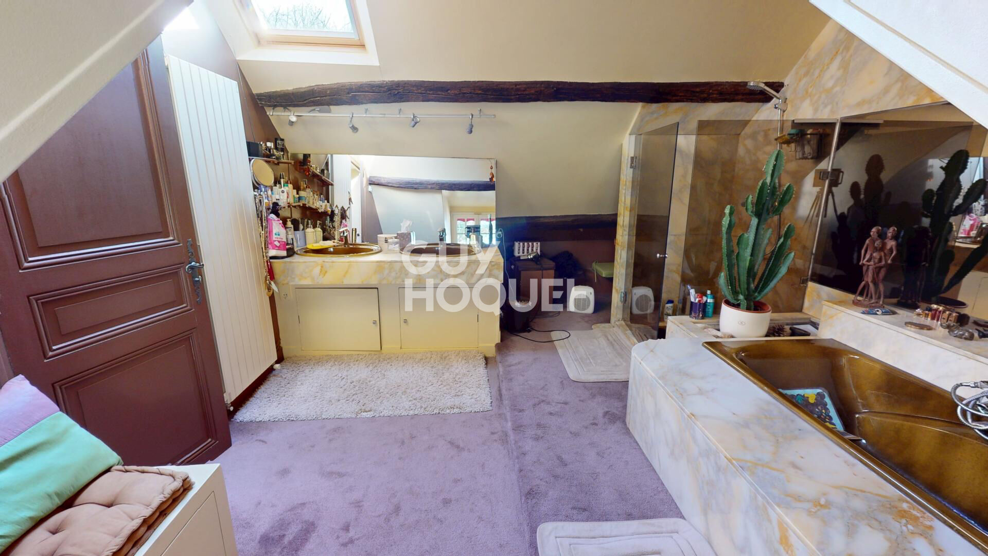 Maison Courson Monteloup 340 m2  plus dépendances