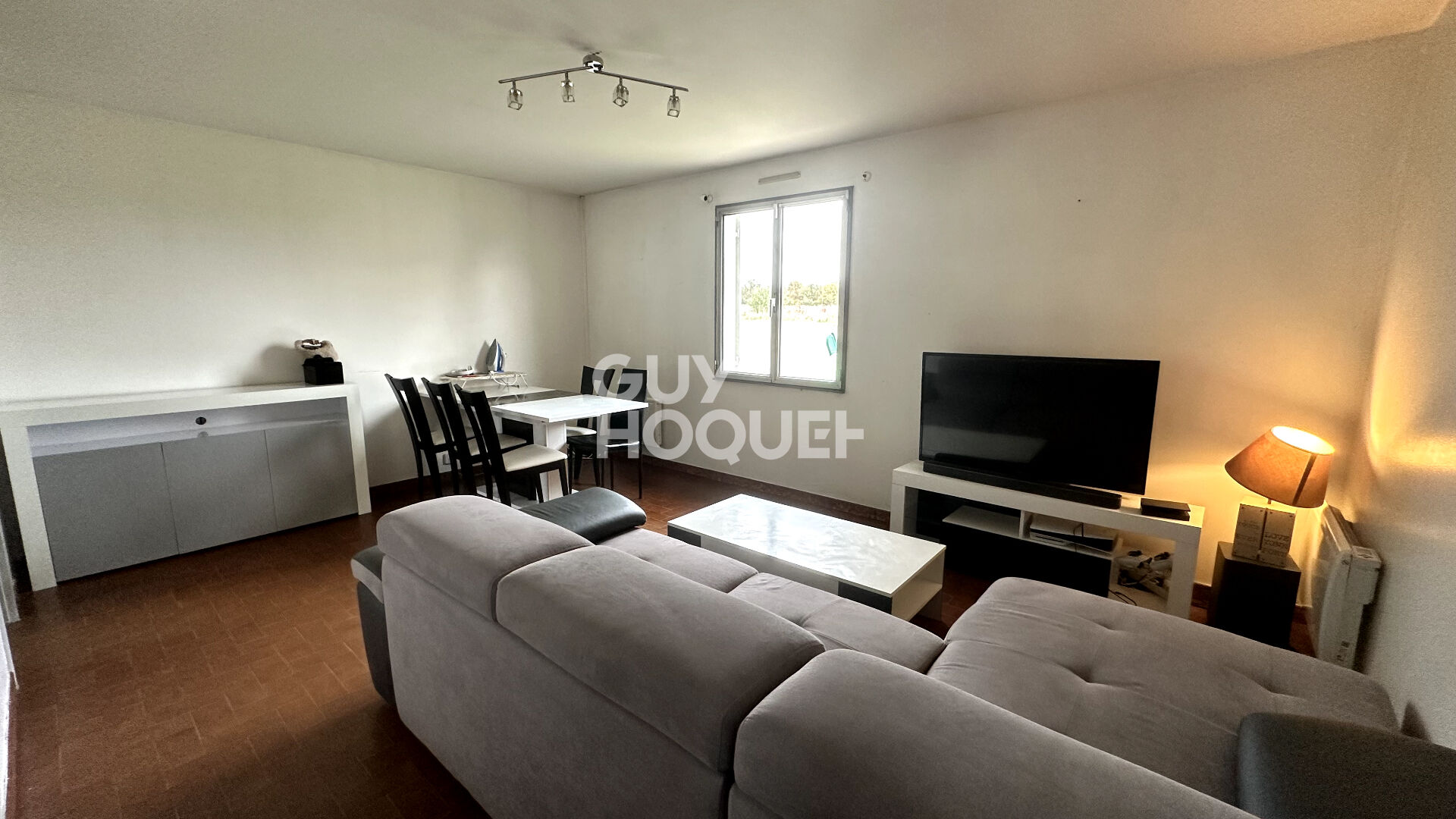 Maison de plain pied 3 pièce(s) 74.5 m2 avec garage.