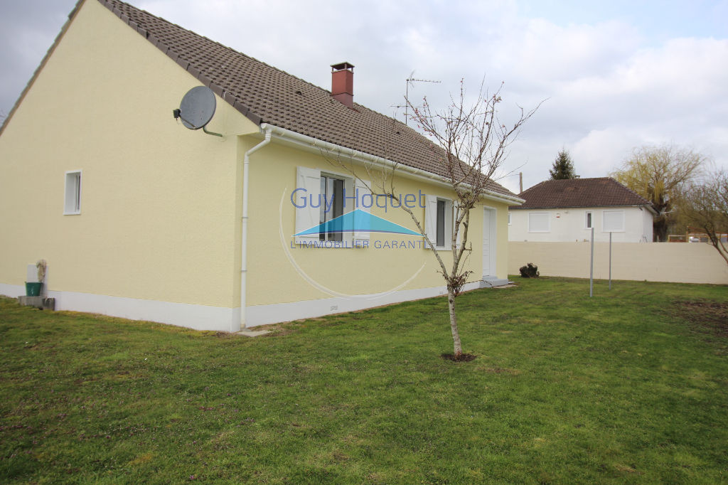 Maison de plain pied 3 pièce(s) 74.5 m2 avec garage.