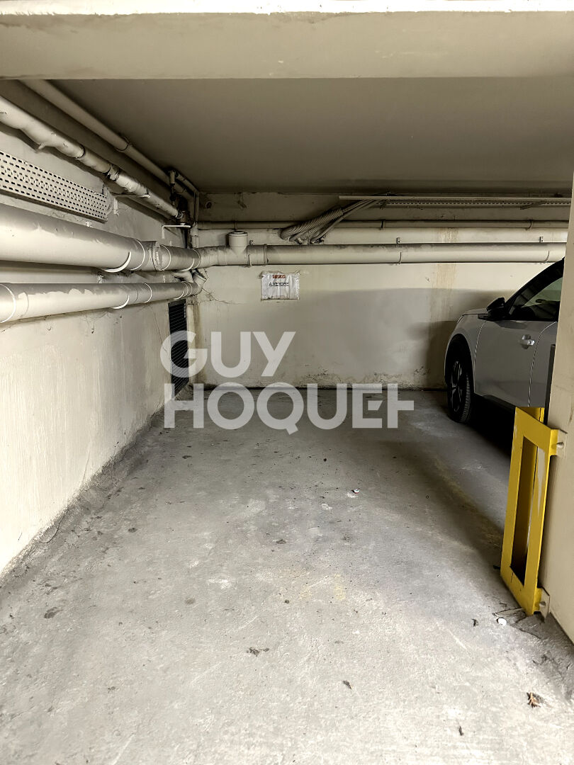 Place de parking à louer