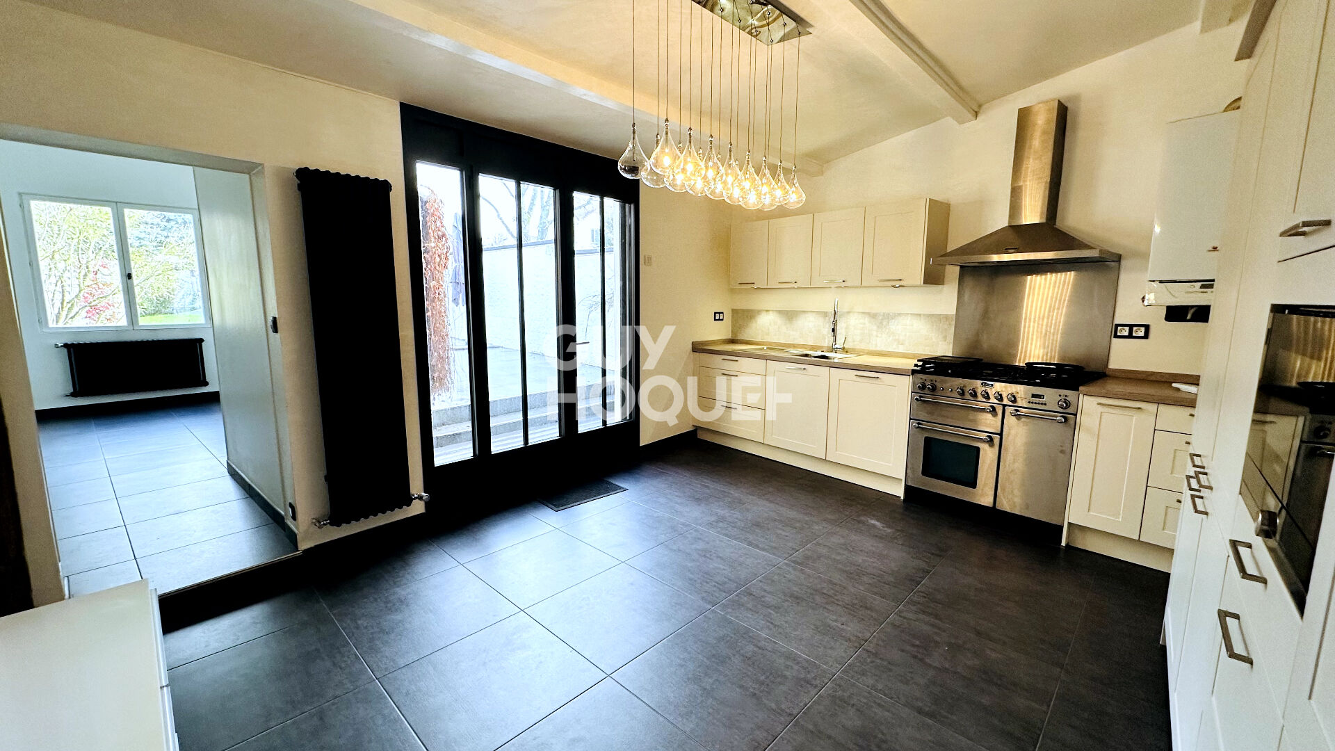 Maison - 5 pièces - 3 chambres - Briis -Sous- Forges - 1 450 