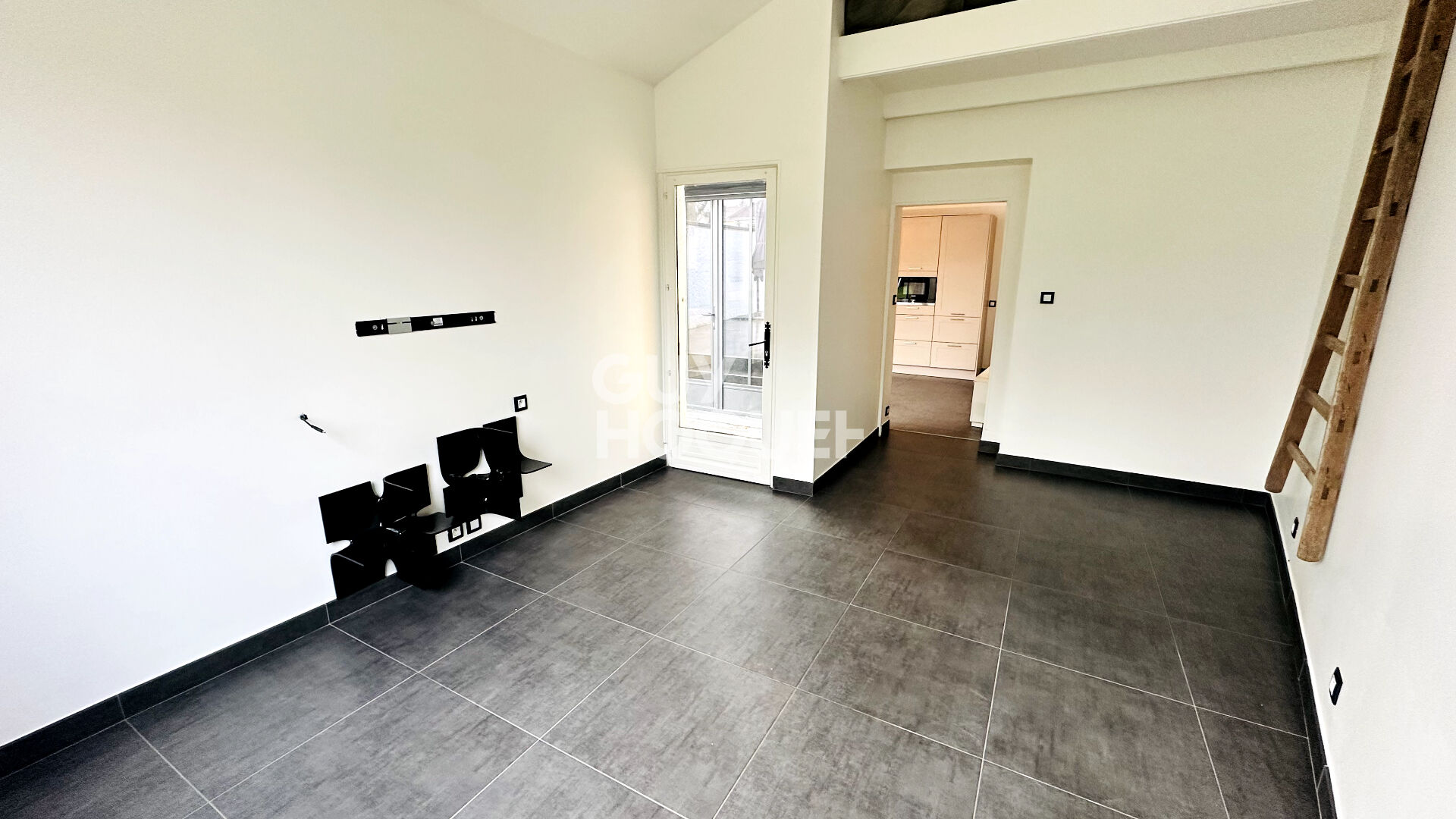 Maison - 5 pièces - 3 chambres - Briis -Sous- Forges - 1 450 