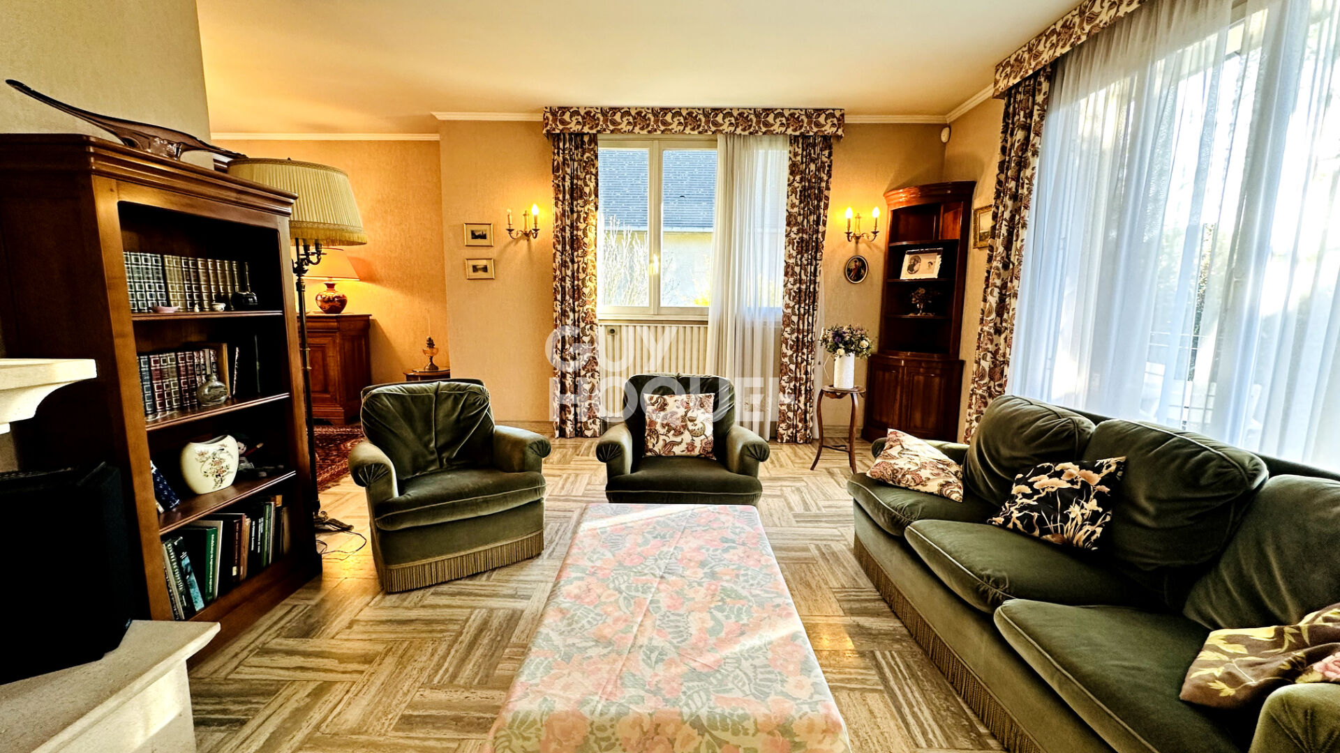 Maison Saint Remy- Les -Chevreuse 5 pièce(s)- 146 m2 environ