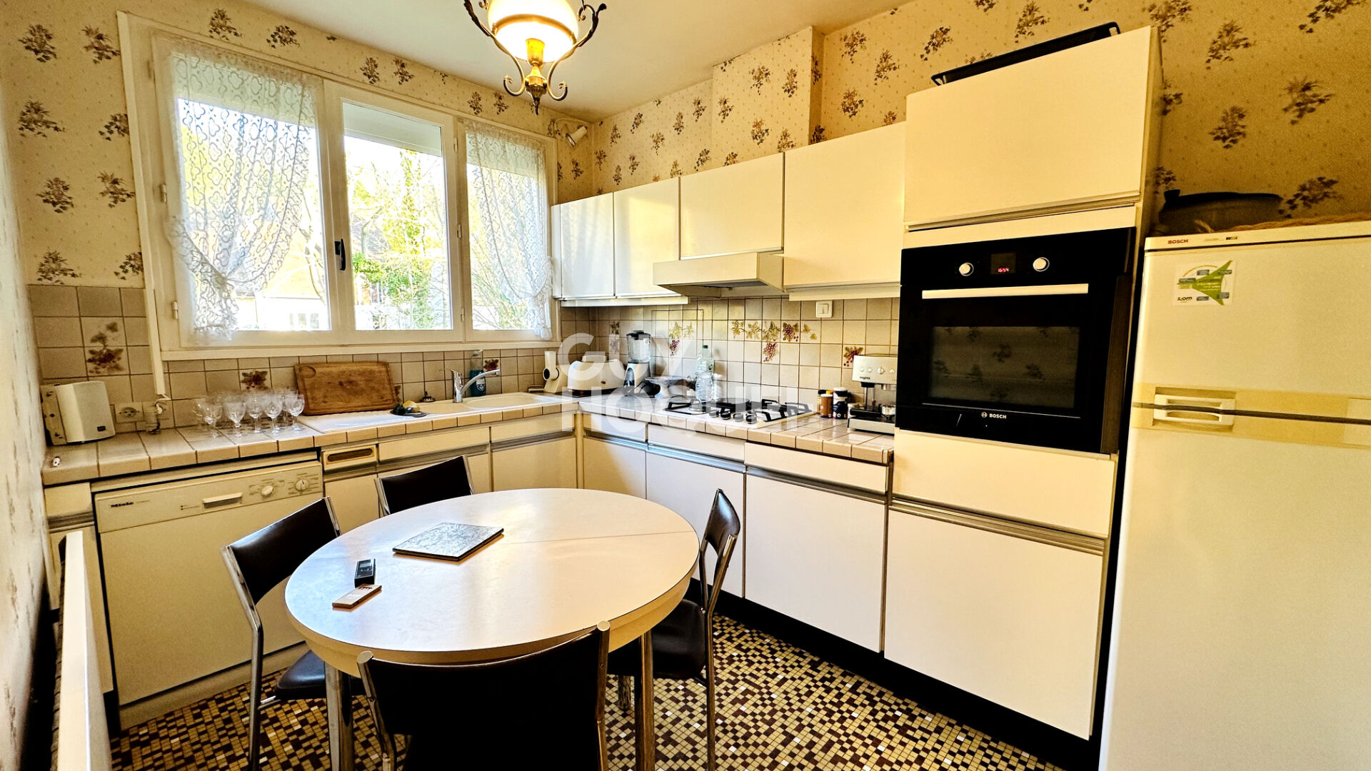 Maison Saint Remy- Les -Chevreuse 5 pièce(s)- 146 m2 environ