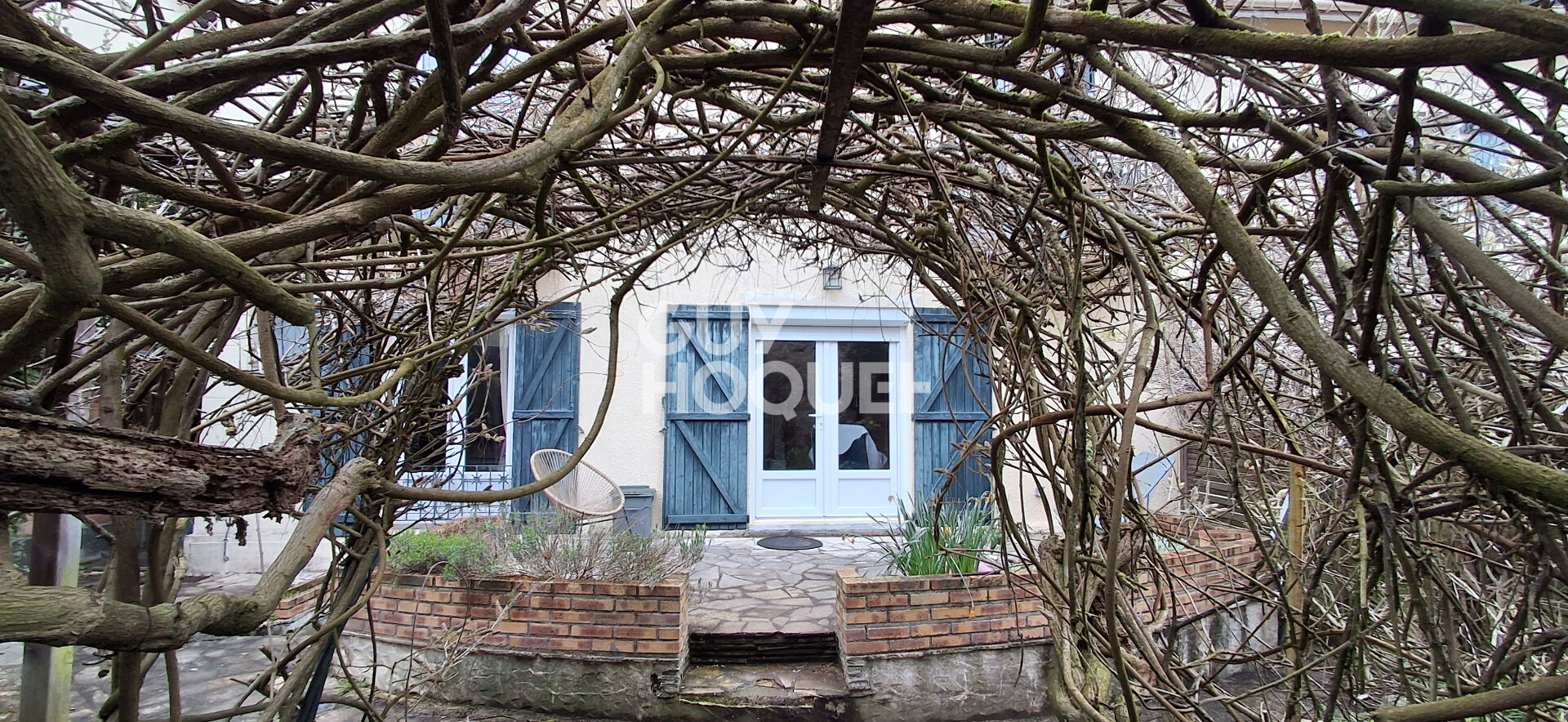 Appartement  - 4 chambres - 6 pièce(s) - 349 000 