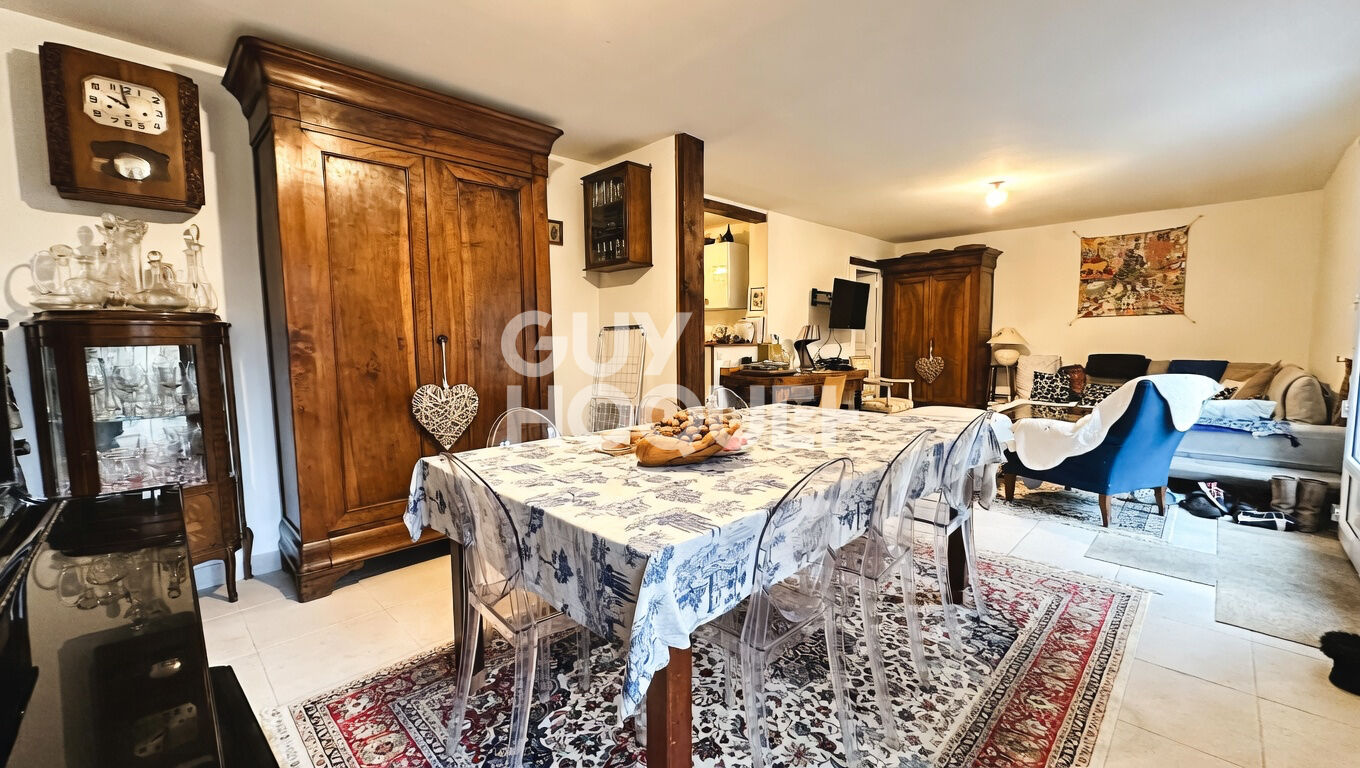 Appartement  - 4 chambres - 6 pièce(s) - 349 000 