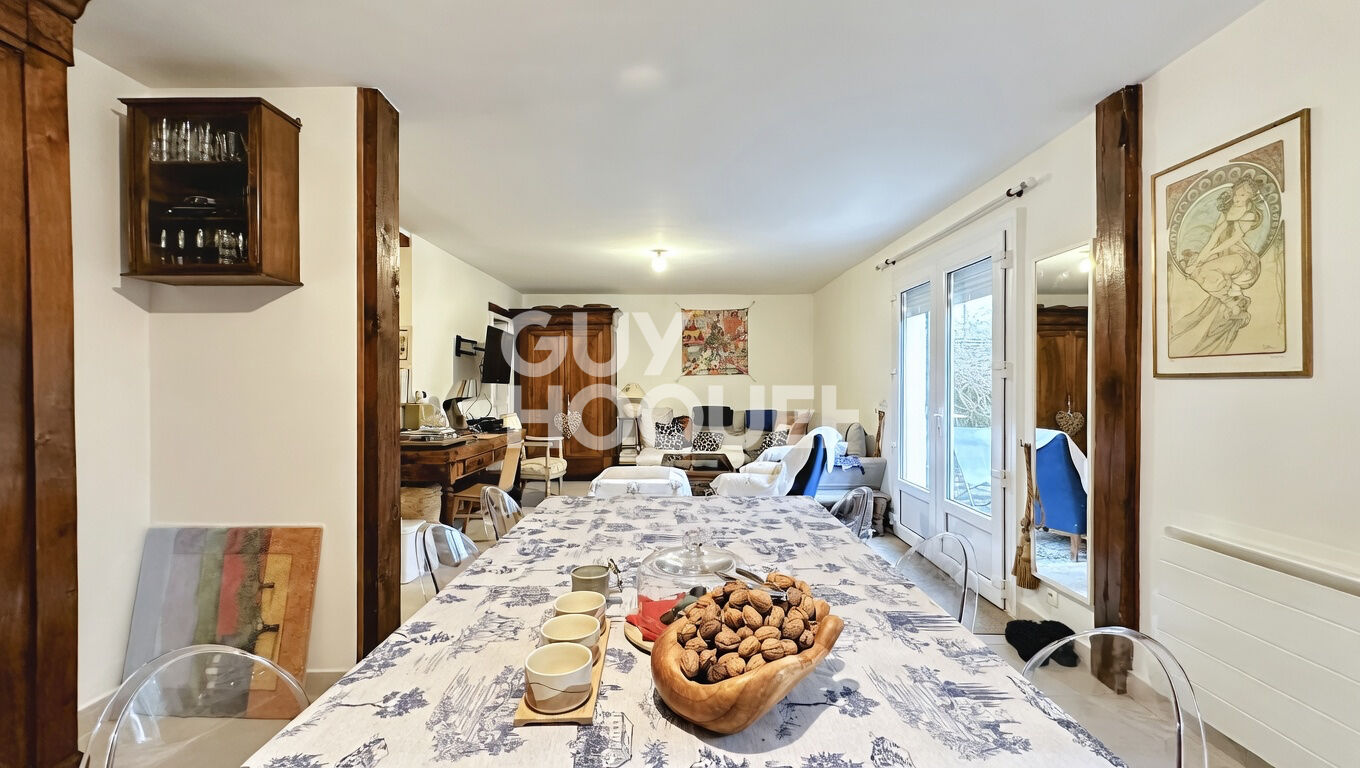 Appartement  - 4 chambres - 6 pièce(s) - 349 000 