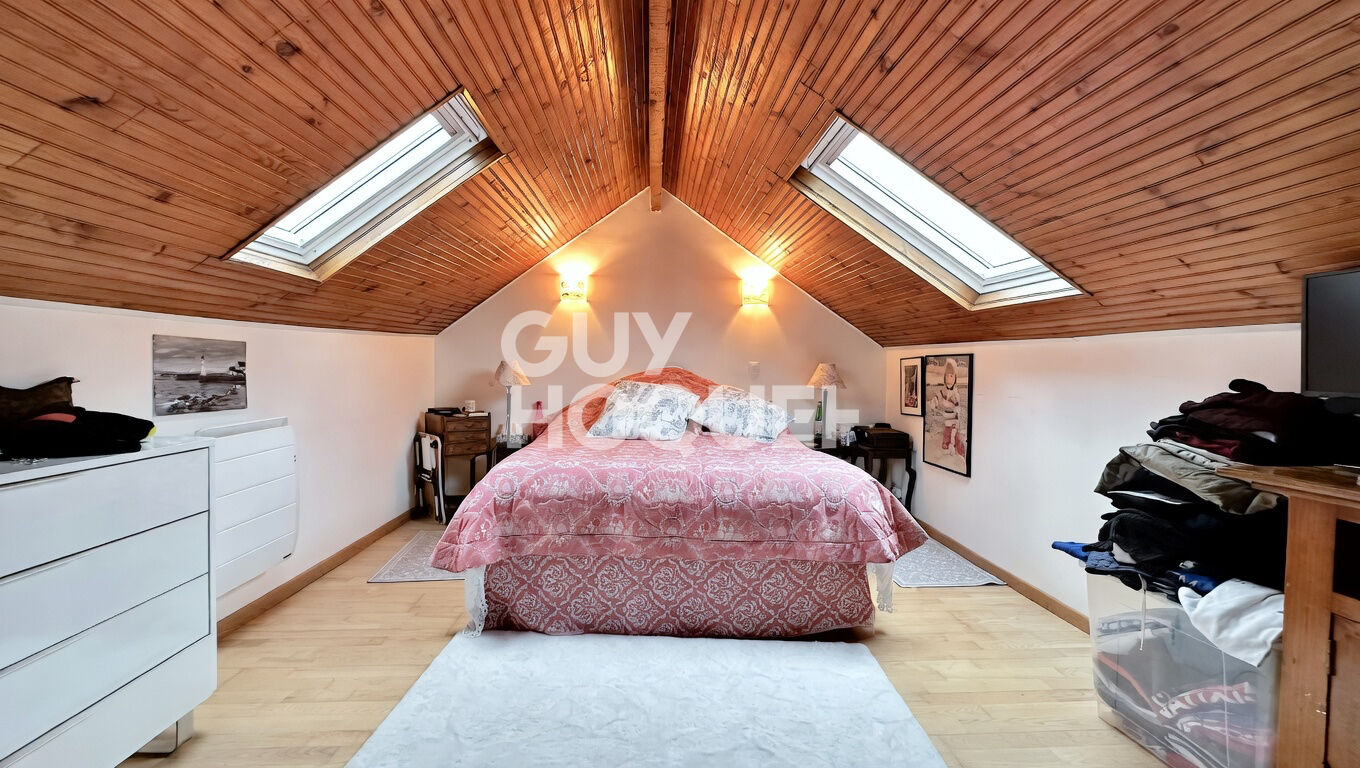 Appartement  - 4 chambres - 6 pièce(s) - 349 000 