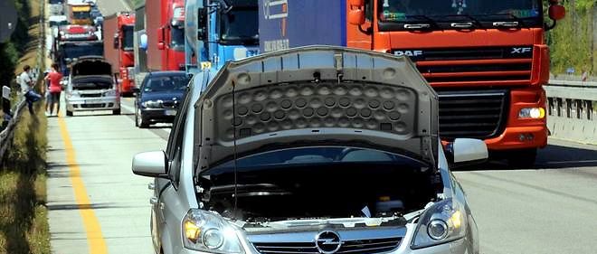 Premier week-end de grands départs sous la canicule